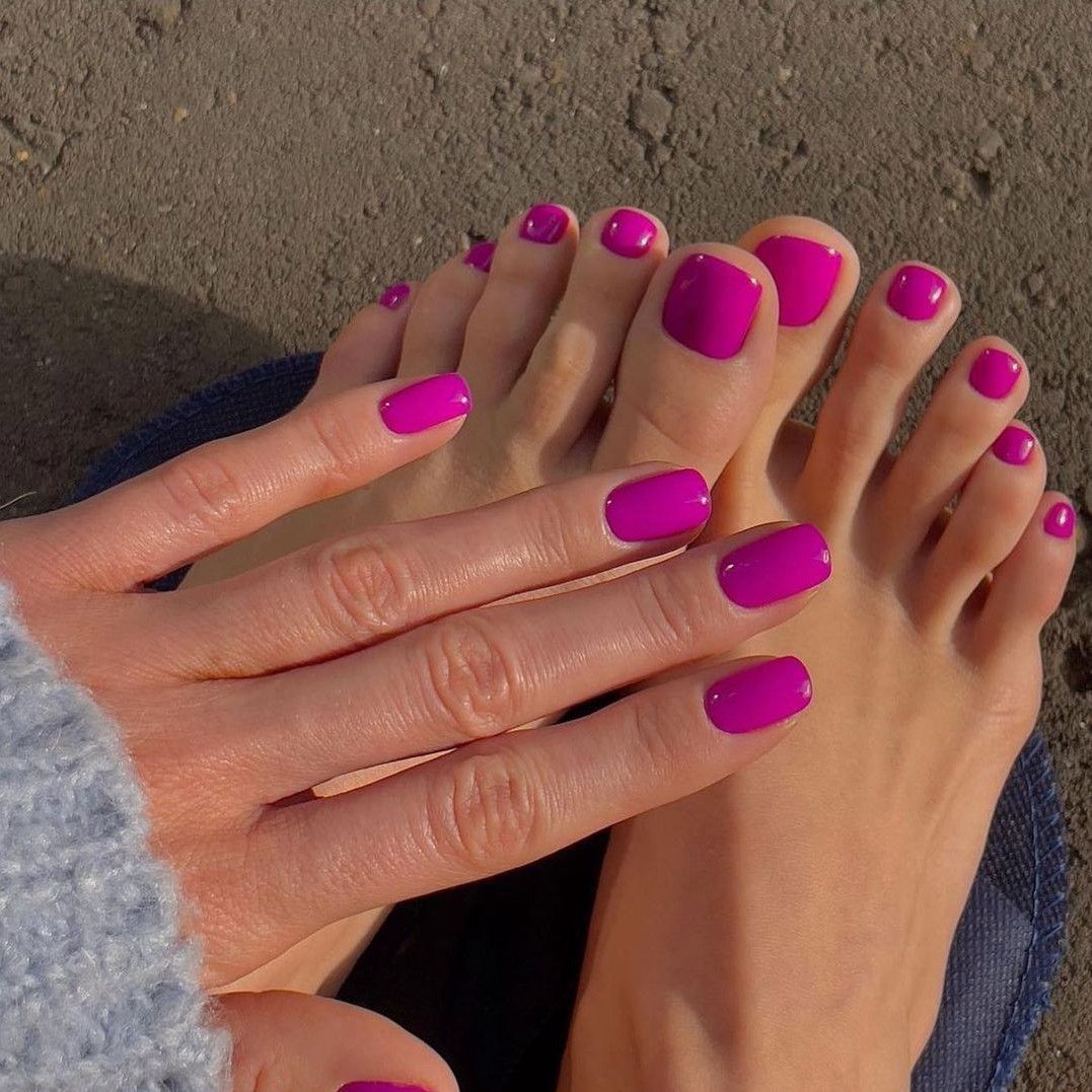 SNS Natural Nail &polish toe's nails portfolio