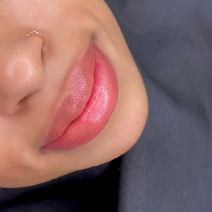 Portfólio de Micropigmentação Labial - Uniform Lips