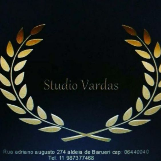 Claudia Gircis - Studio Vardas Estética E Hair