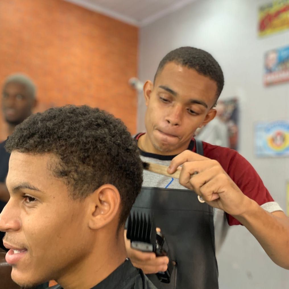 Flávio Vinicius - Vinycorts Barbershop