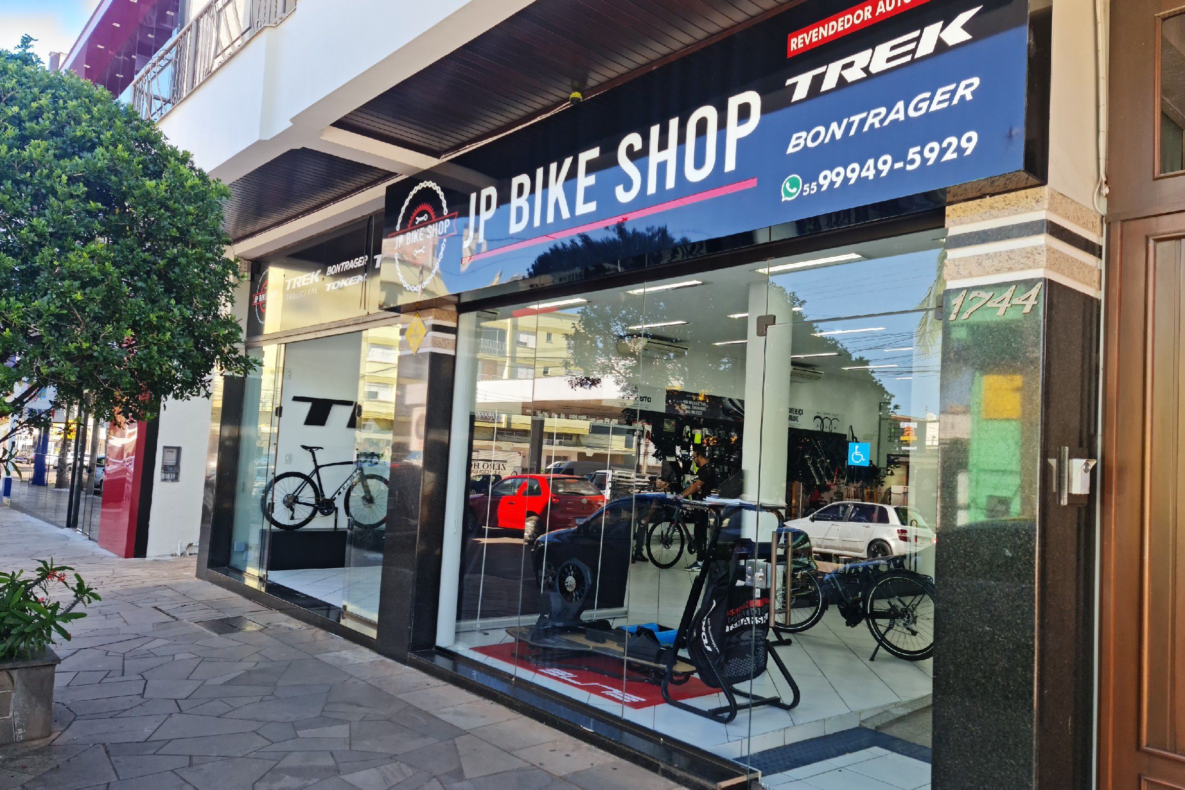 lee bike shop