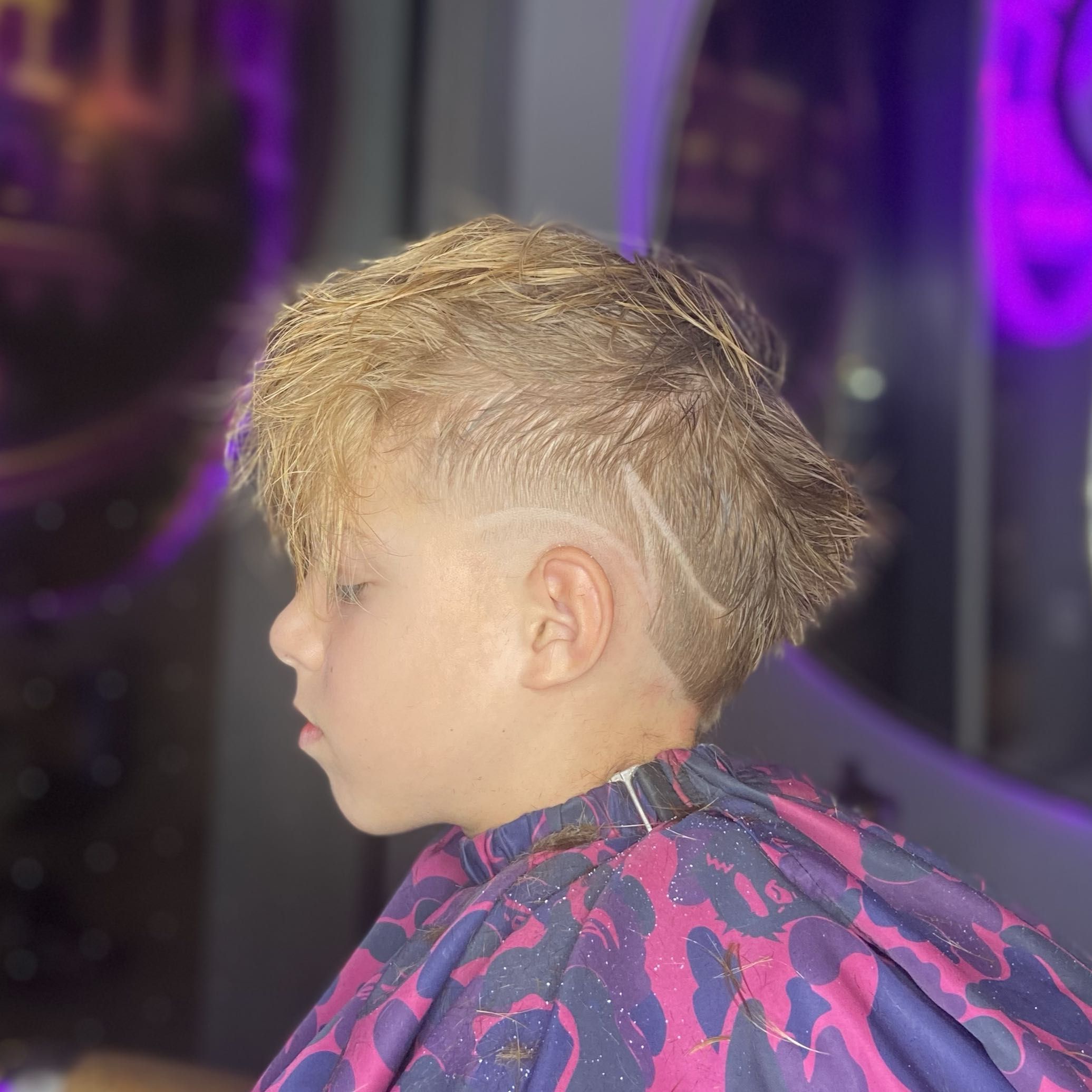 Primecutz, 611 Dundas St E, M5T 1X3, Toronto