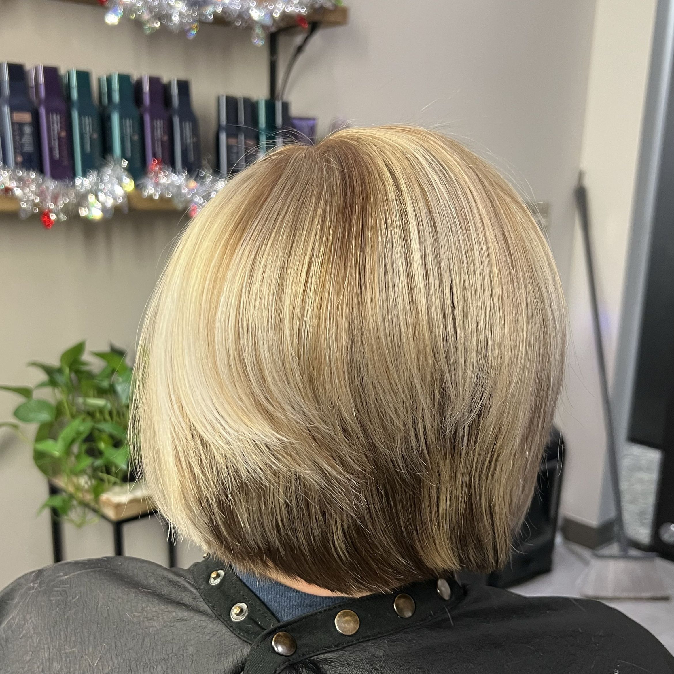 Woman’s Haircut + blow dry portfolio