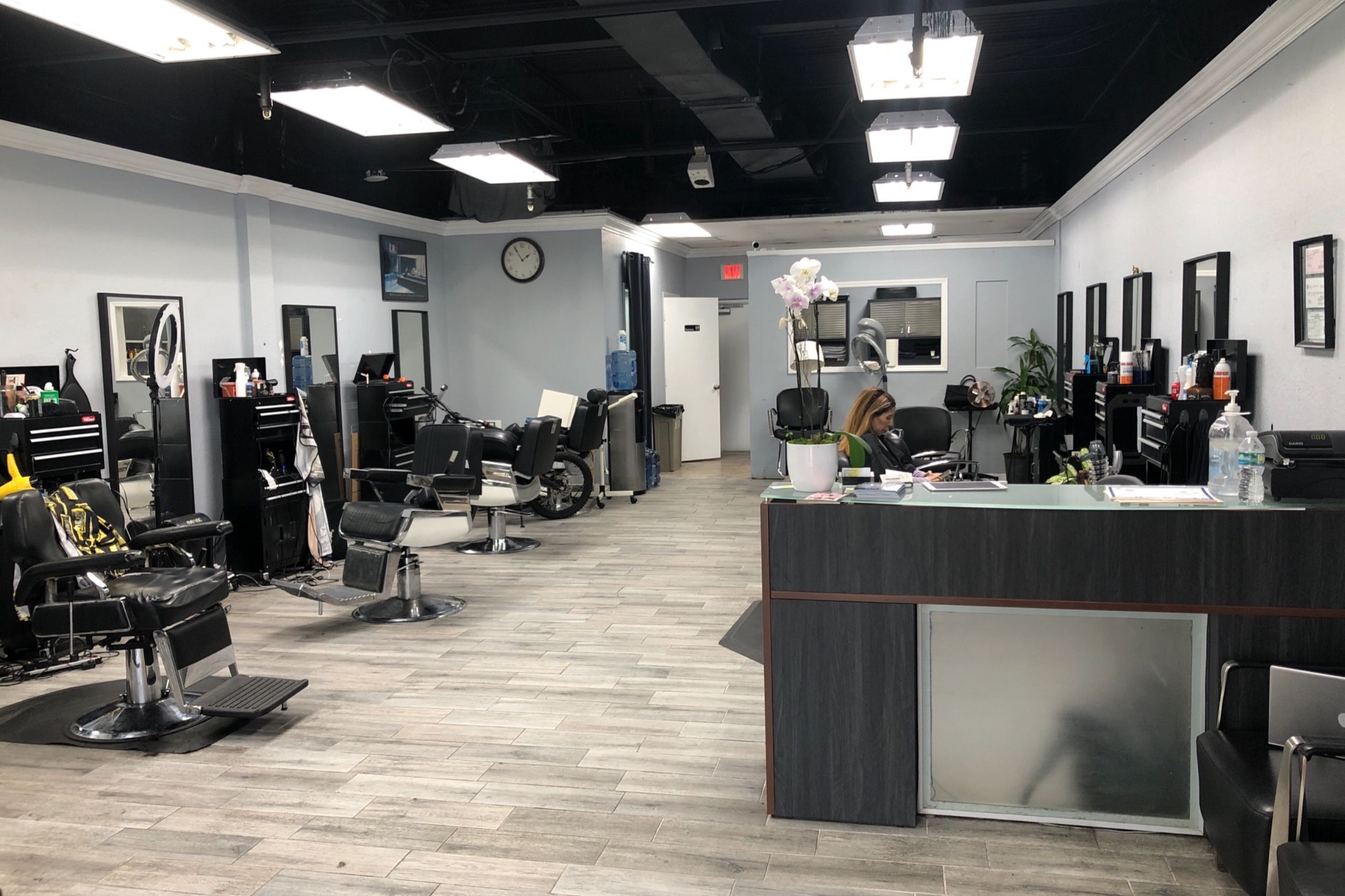 Chloe Co Salon Barber S Stylists Delray Beach Book Online   421f60007fc248dba8c9704b67bad5 Chloe Salon Barbers Biz Photo 3eabe59a6cef413da155639a5d7d2f Booksy 