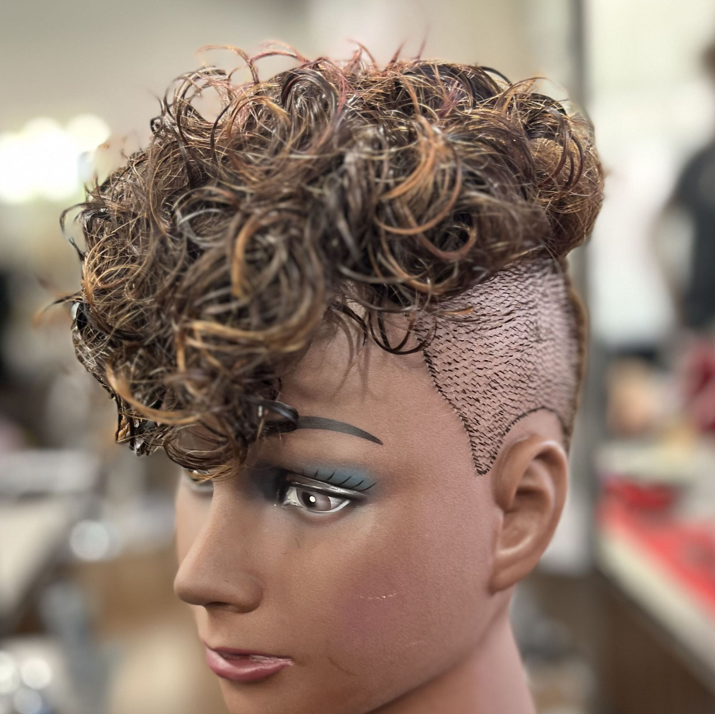 Bri’s braids and barbering, 91601, Los Angeles, 90046