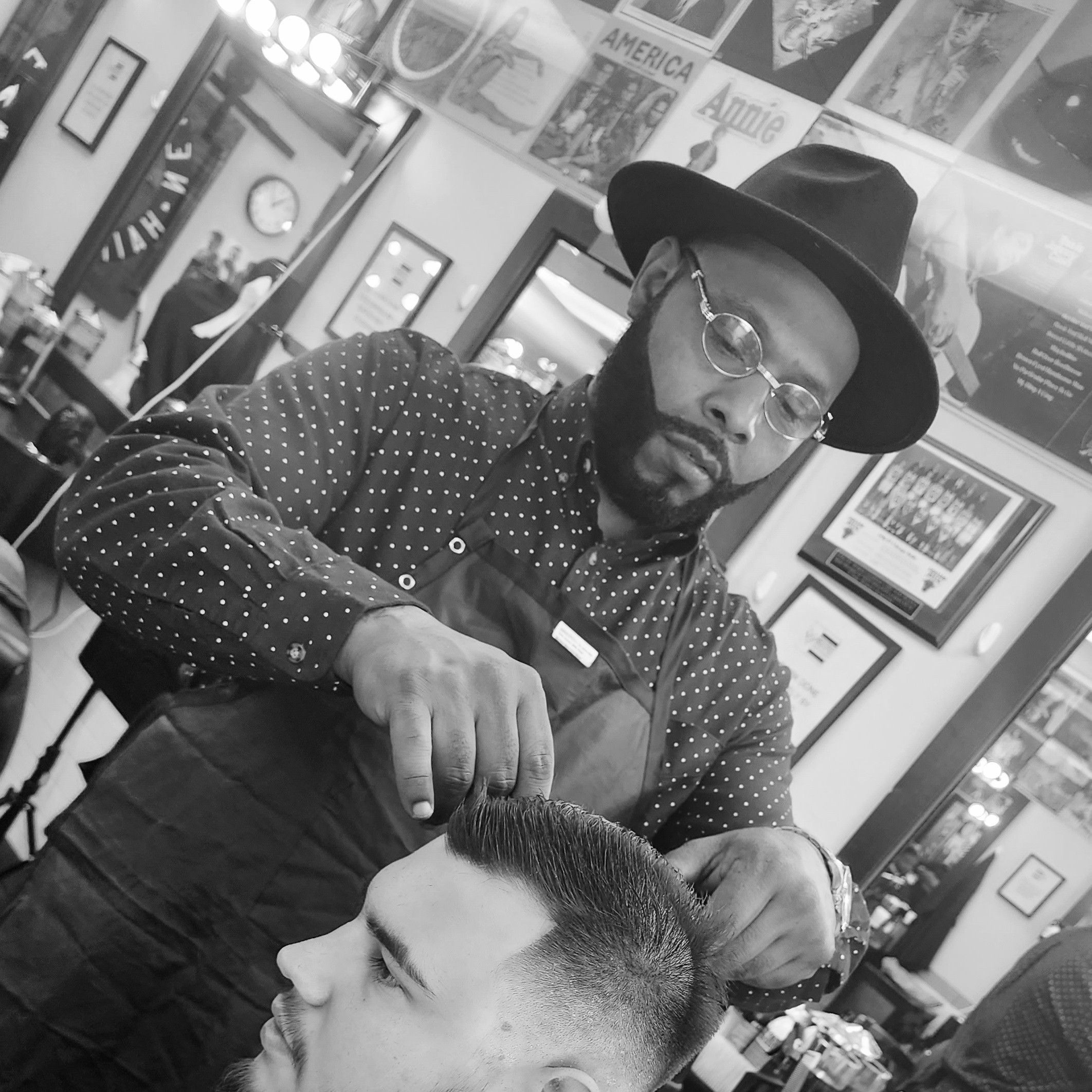 Mr.Joe (JoCoo) the Barber, 1631 5th Avenue, Moline, 61265