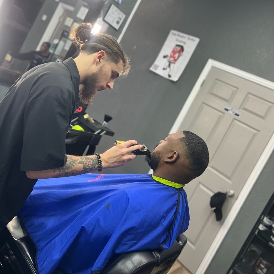 Gambino The Barber, 2603 Thornton Ln, Building #140, Temple, 76504