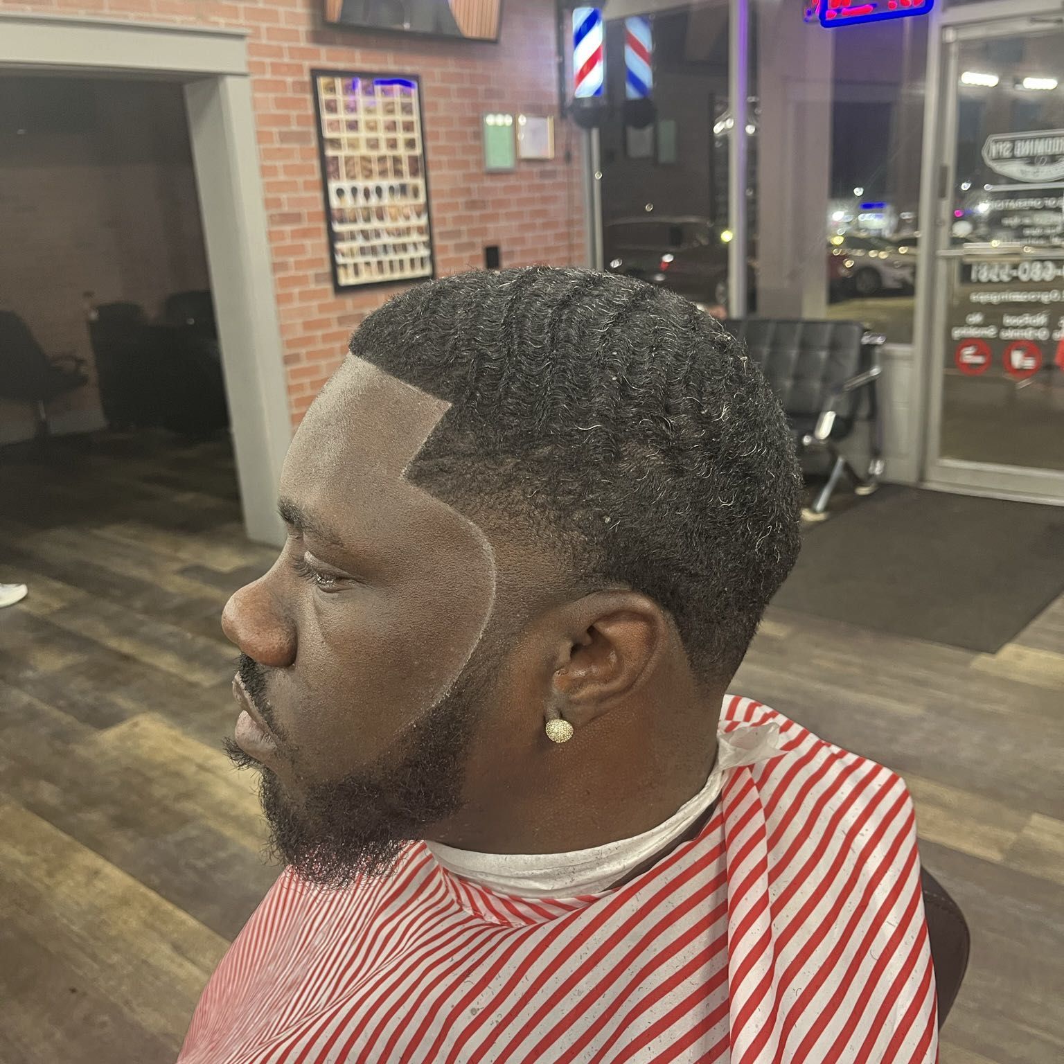 Mocutz, 3951 pleasantdale rd, 225, Atlanta, 30340