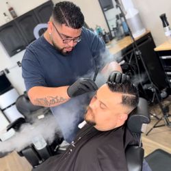 Ramon the barber 💈, 3640 S Mooney Blvd, Visalia, 93277