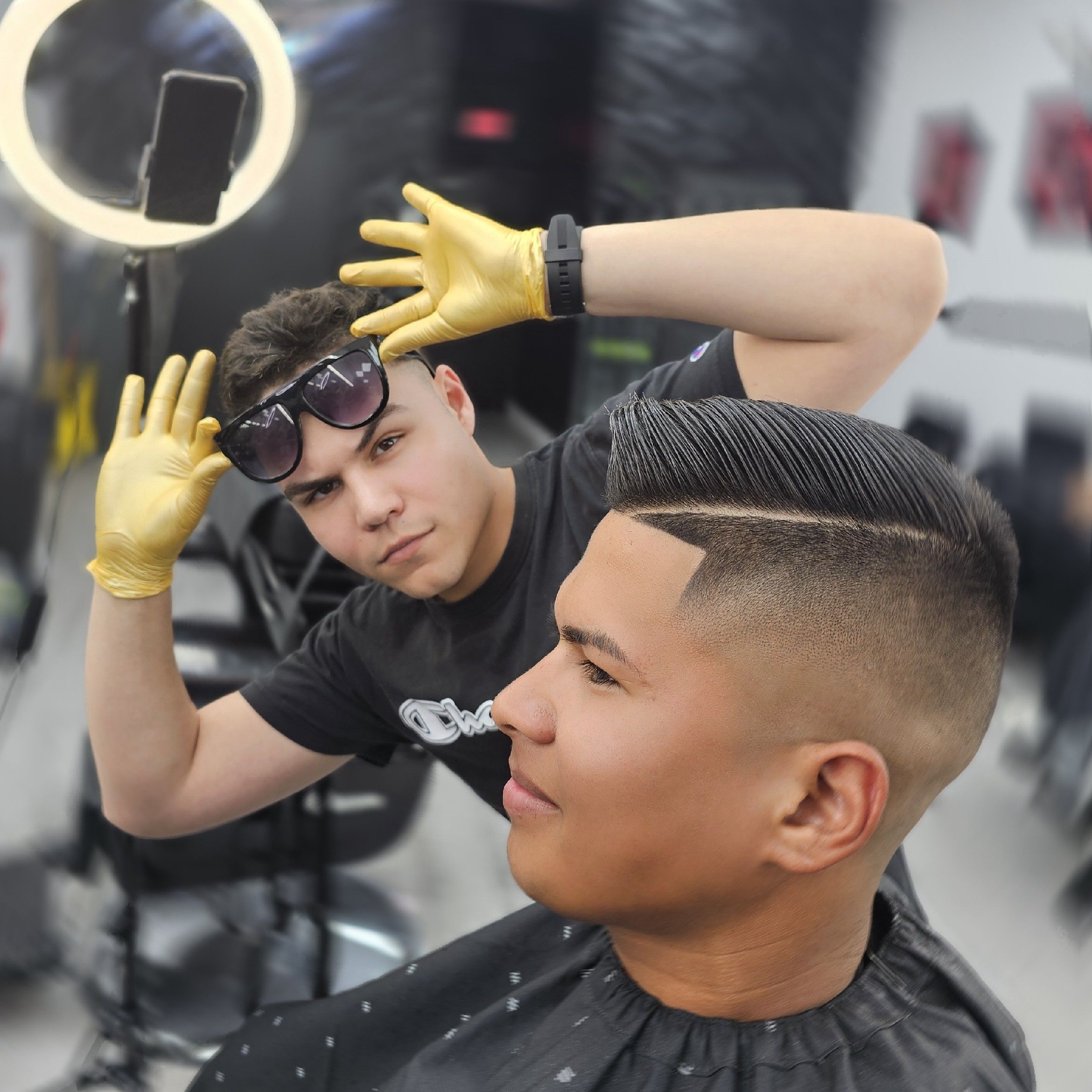 Alan Style The Best Barber, 2851 W 68th St, 2851 W 68th St, 11, Hialeah, 33018