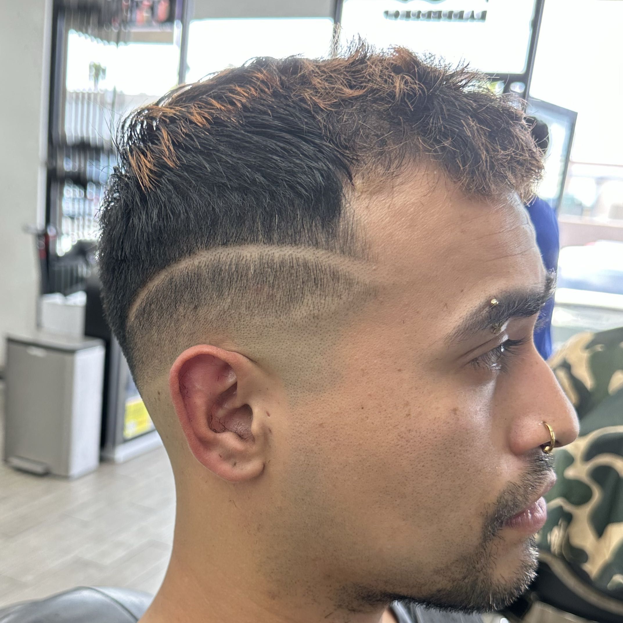 Avila Cuts, 6021 Pacific Blvd Unit 105 Huntington Park, CA 90255 United States, Huntington Park, 90255