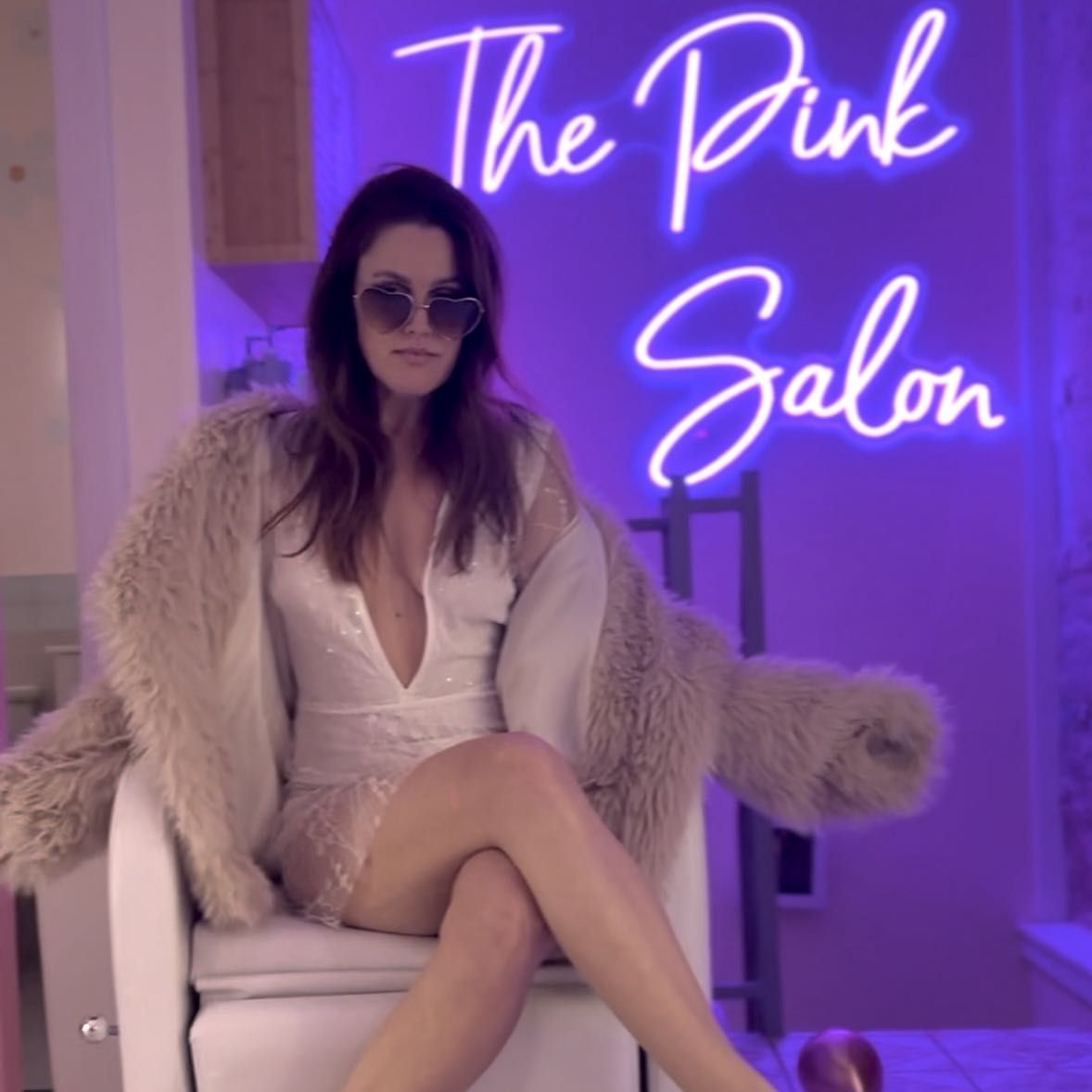 Sarah Pring - The Pink Salon BK