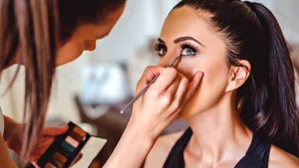 Makeup Artists Near Me in Chicago, IL - Best Makeup Services in Chicago