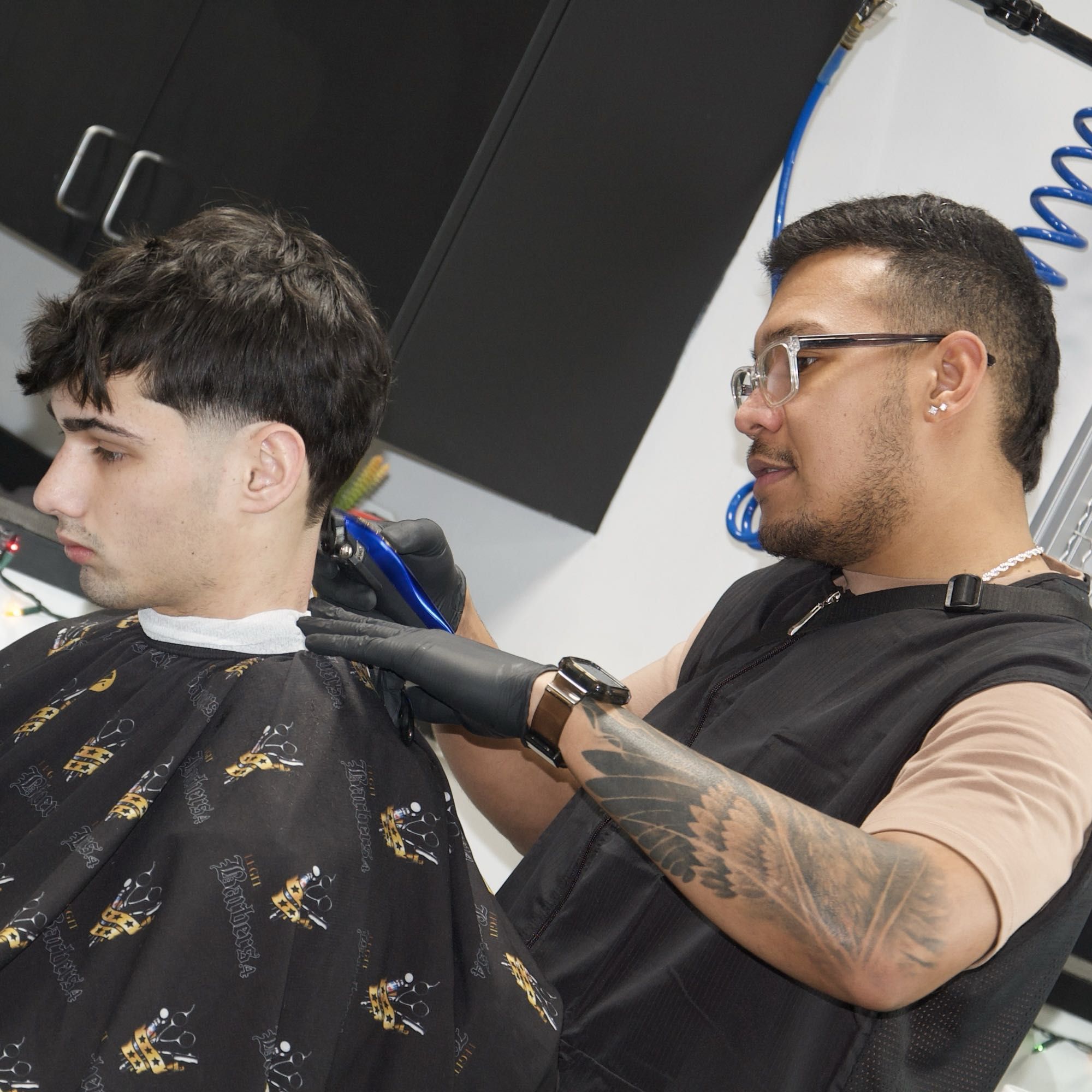 Legitbarbers4 Yohanbarber, 13701 S Cicero Ave, Crestwood, 60445