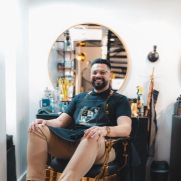 Omar Alsamraay - Omar's Hair Salon 2