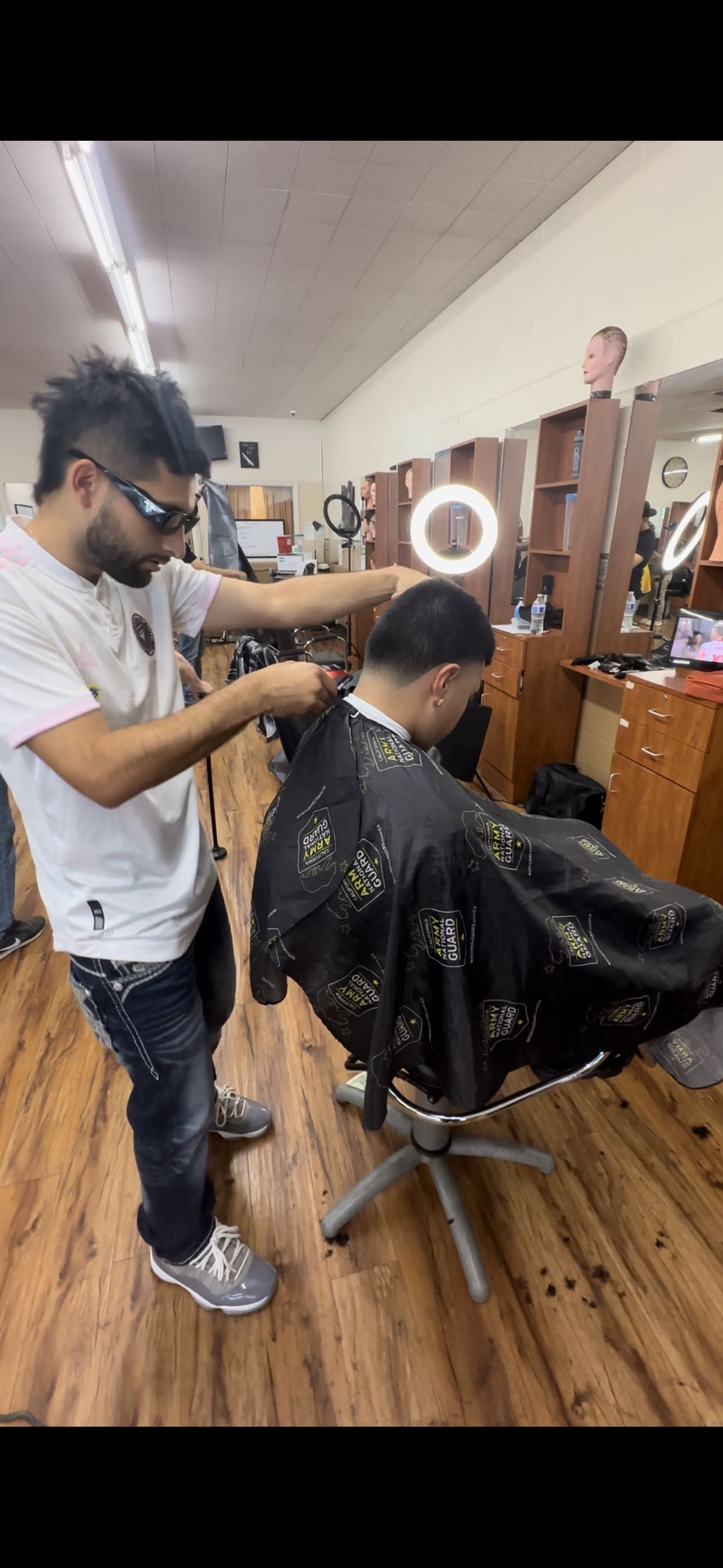 Chepethebarber, 2051 Canal Farm Ln, Los Banos, 93635