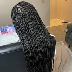 LA Senegalese African Hair Braiding, 441 Needmore Rd, Clarksville, 37040