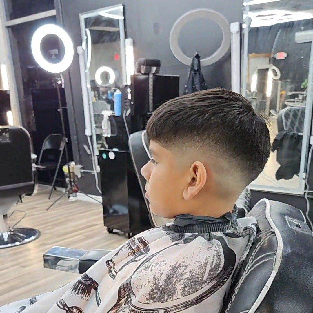 Solano's Barber Studio, 2938 pat booker rd, Universal City, 78148