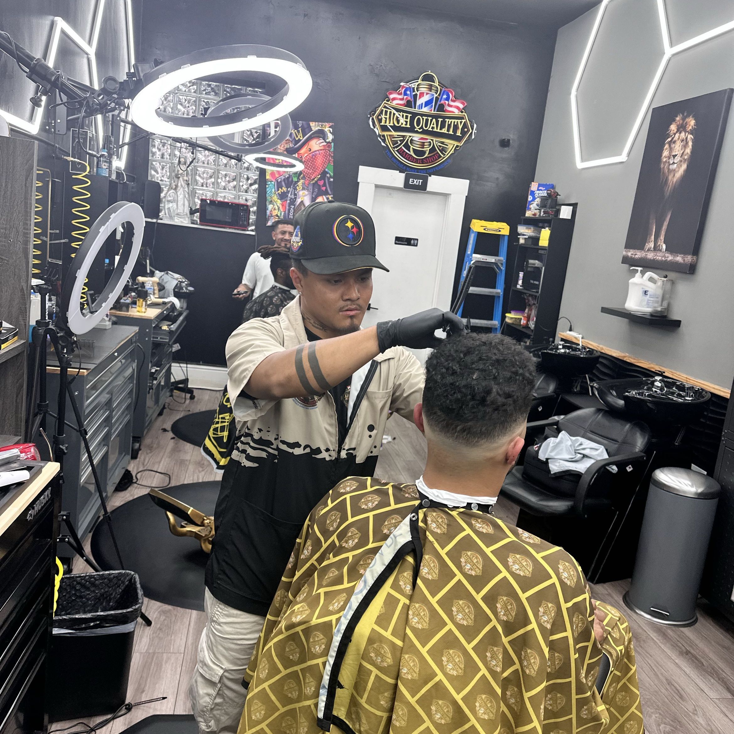 Lak/High Quality Barber Shop, 2306 E Carson St, Pittsburgh, 15203