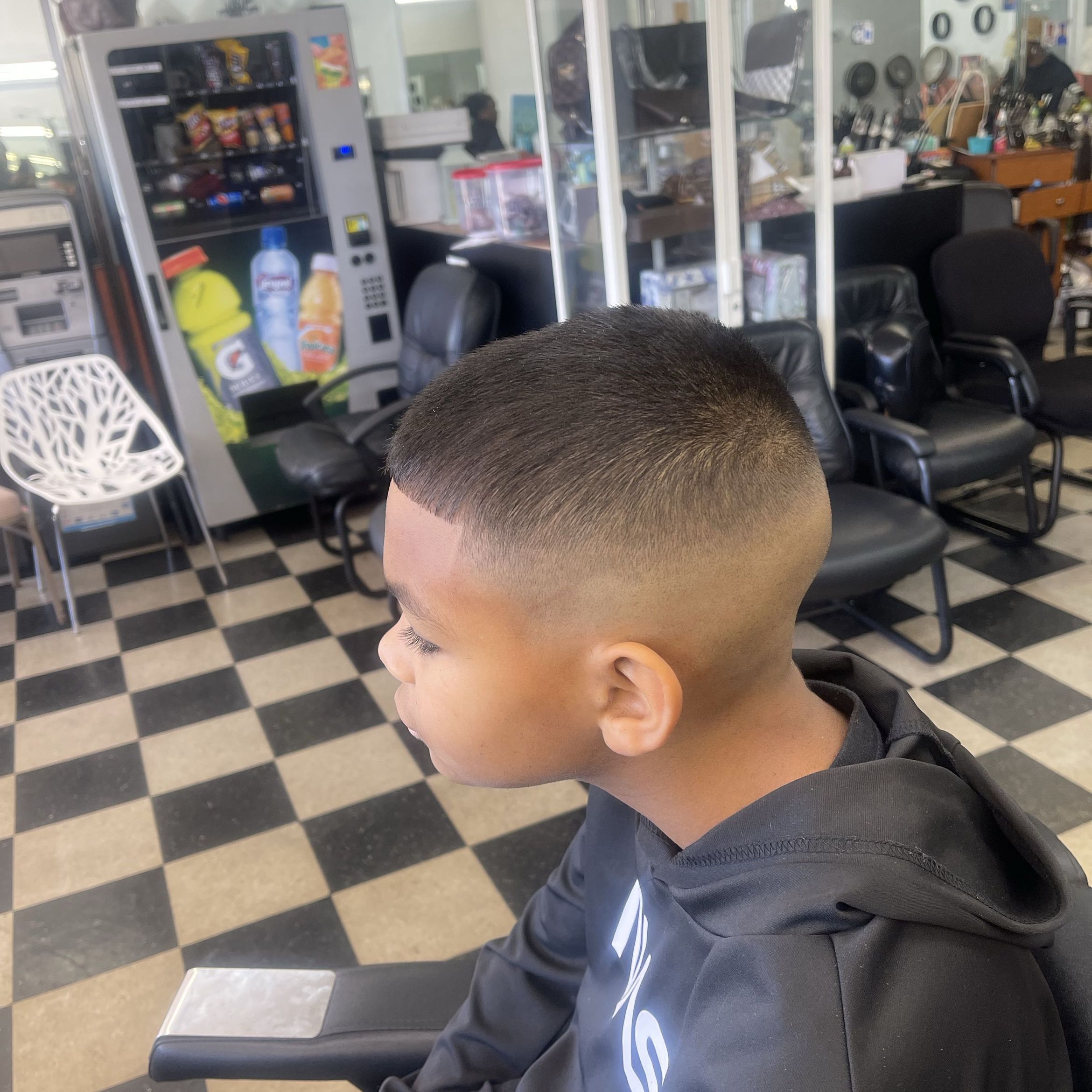 New look haircut, 6017 NW 10th St, Sho, Fort Lauderdale, 33313