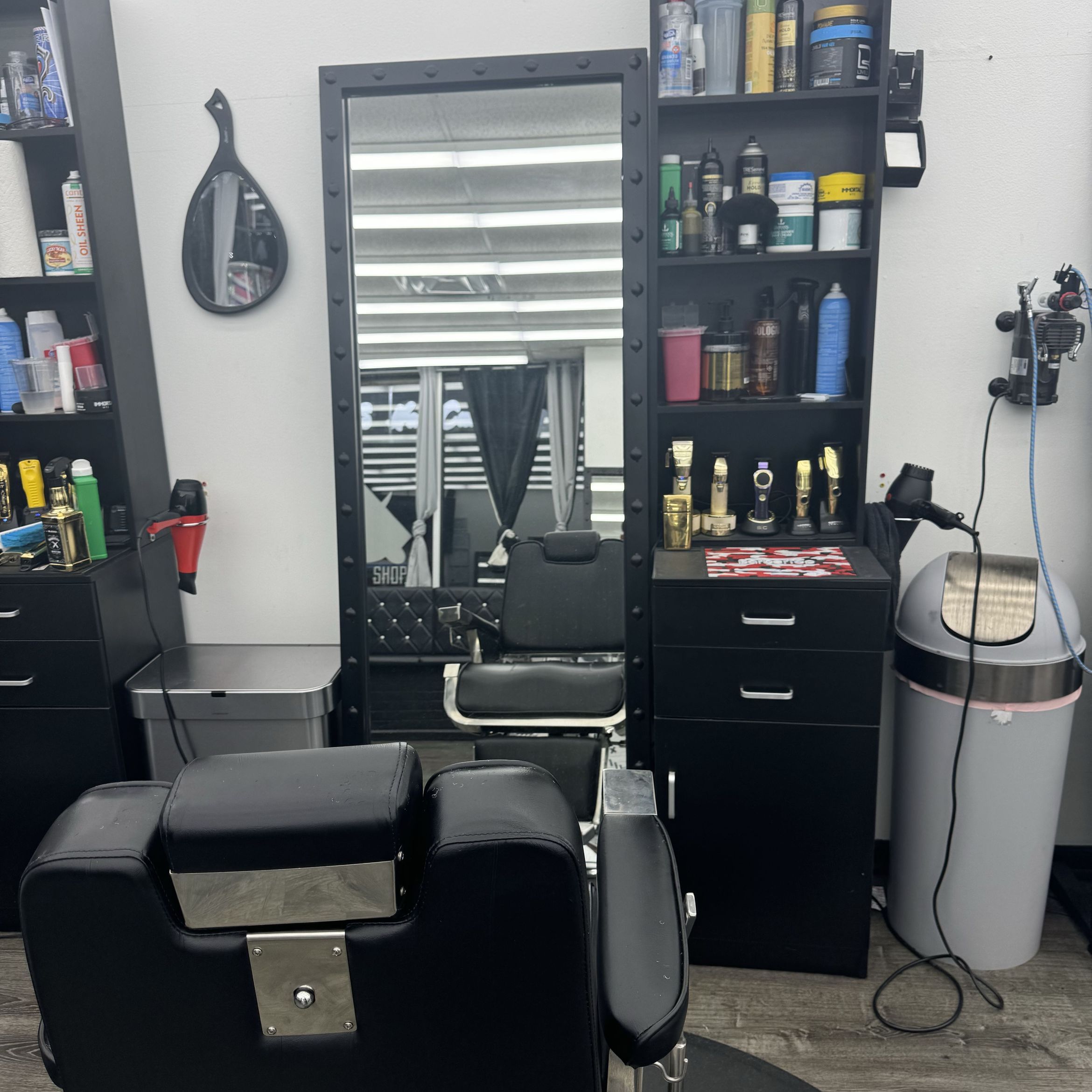 El Menor Barber, 218 New Brunswick Ave, Perth Amboy, 08861