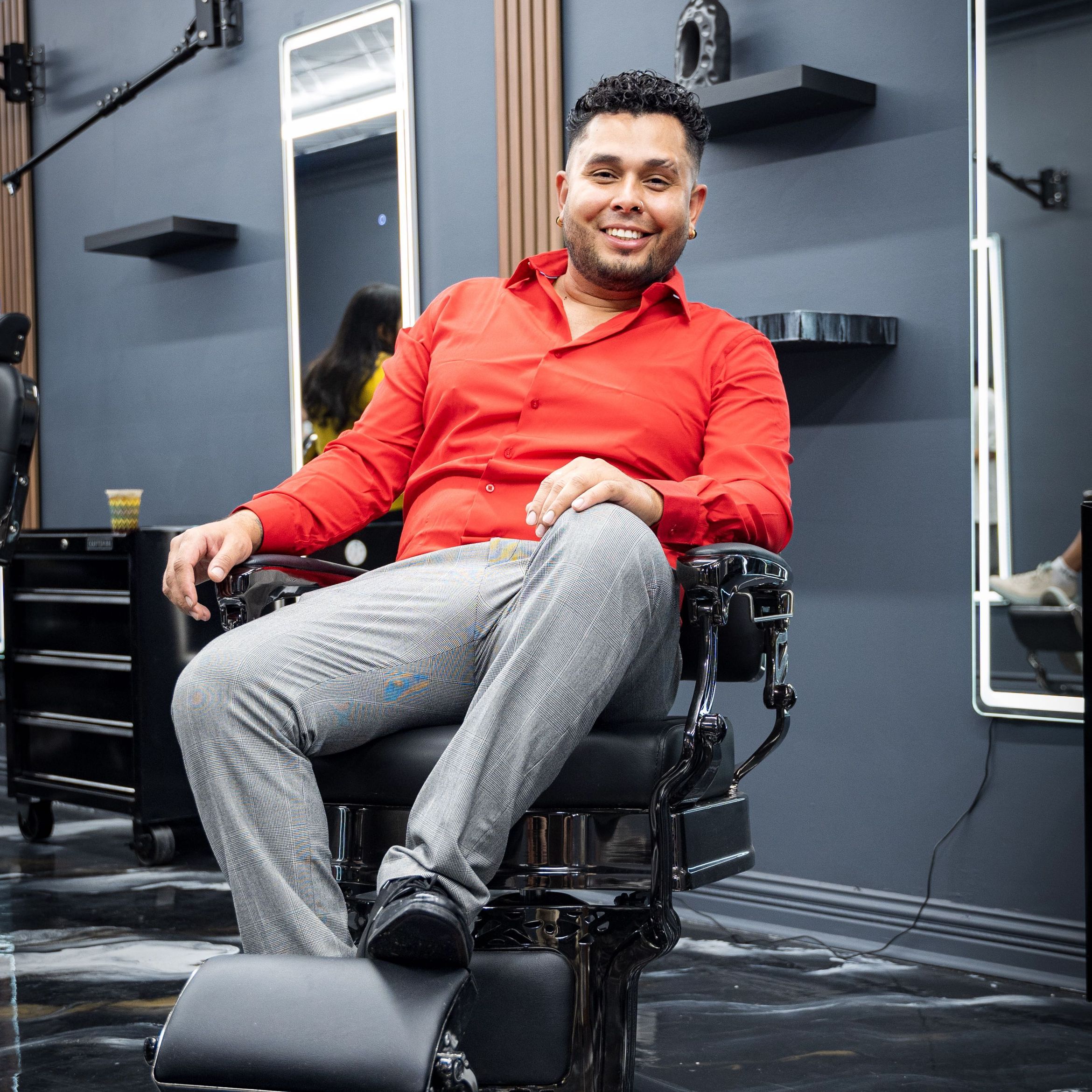 Gochobarber, 14 w lake street, Addison, 60101