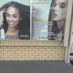 Divas Dominican Hair Salon, 886 E Oakland Park Blvd, Fort Lauderdale, 33334