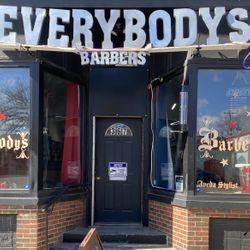 Everybody’s barbers, 367 Earl St N, St Paul, 55106