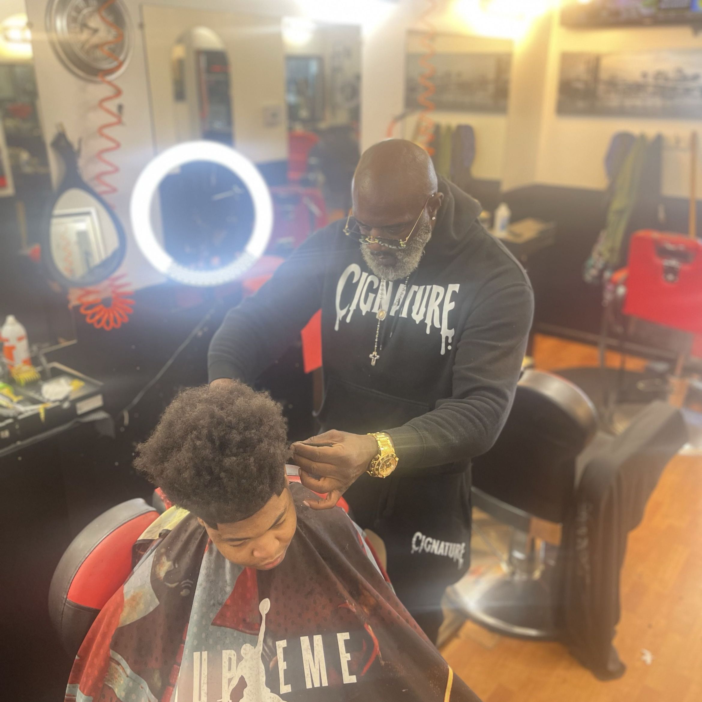 Raheem The Barber, 1120 E Bardin Rd, Arlington, 76018