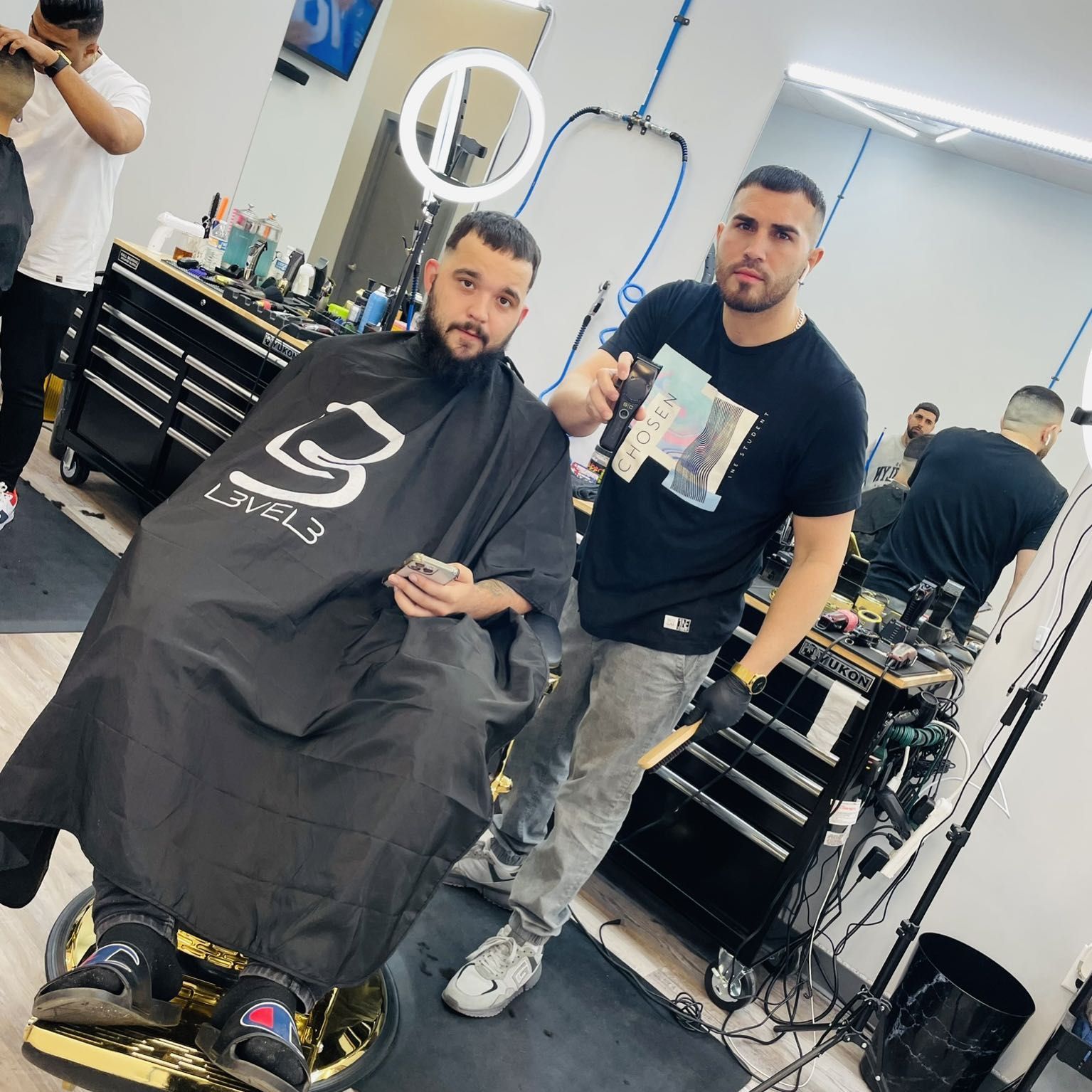 La bendición barber shop, 12515 North Fwy, Suite B, Houston, 77060