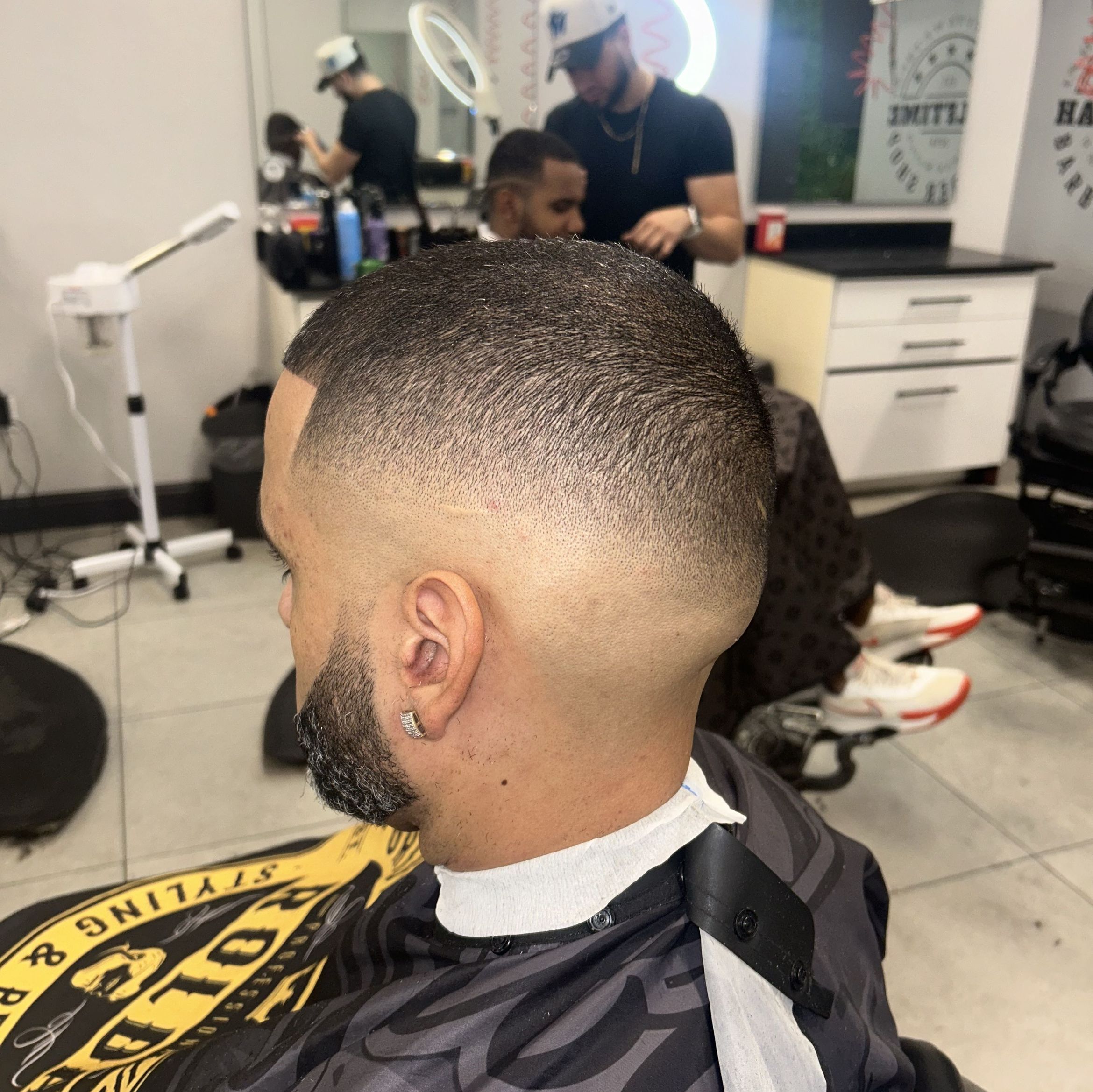 Ferro Barber, 15677 Pines Blvd Pembroke Pines, FL  33027 United States, Pembroke Pines, Florida, 33027