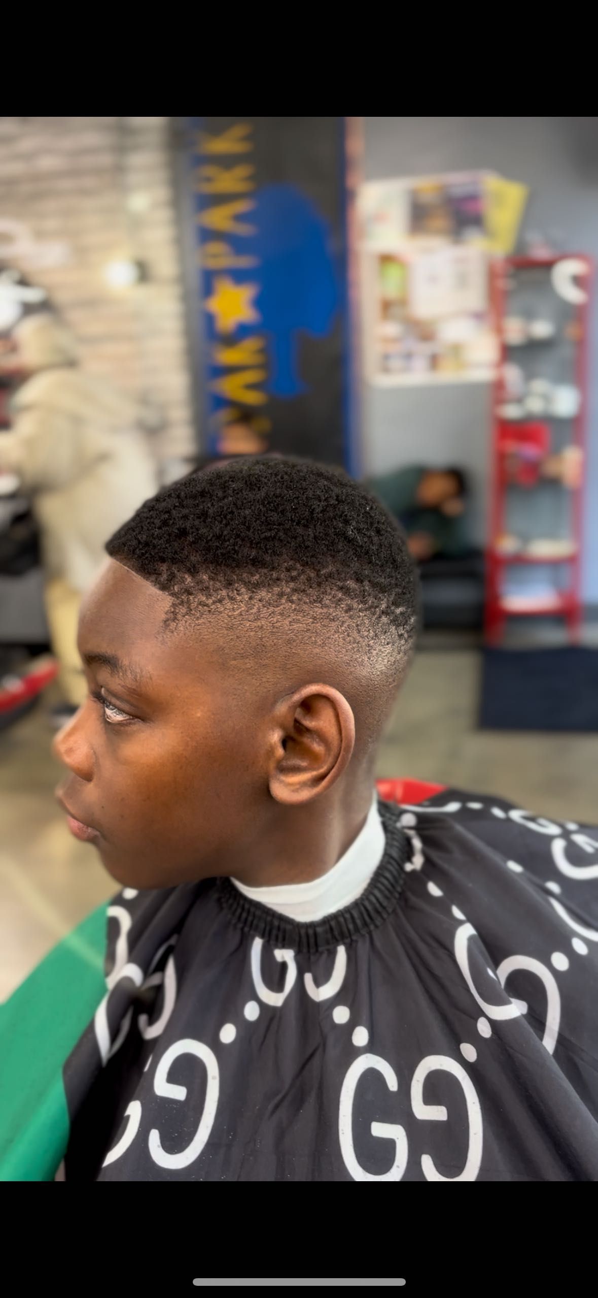 MpzTheBarber, 3432 3rd Ave, Sacramento, 95624