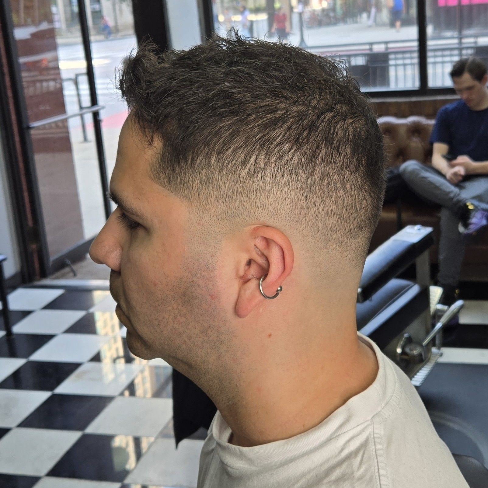 Brandon @ Alfredos Barbershop, 4 W Chicago Ave, Chicago, 60654