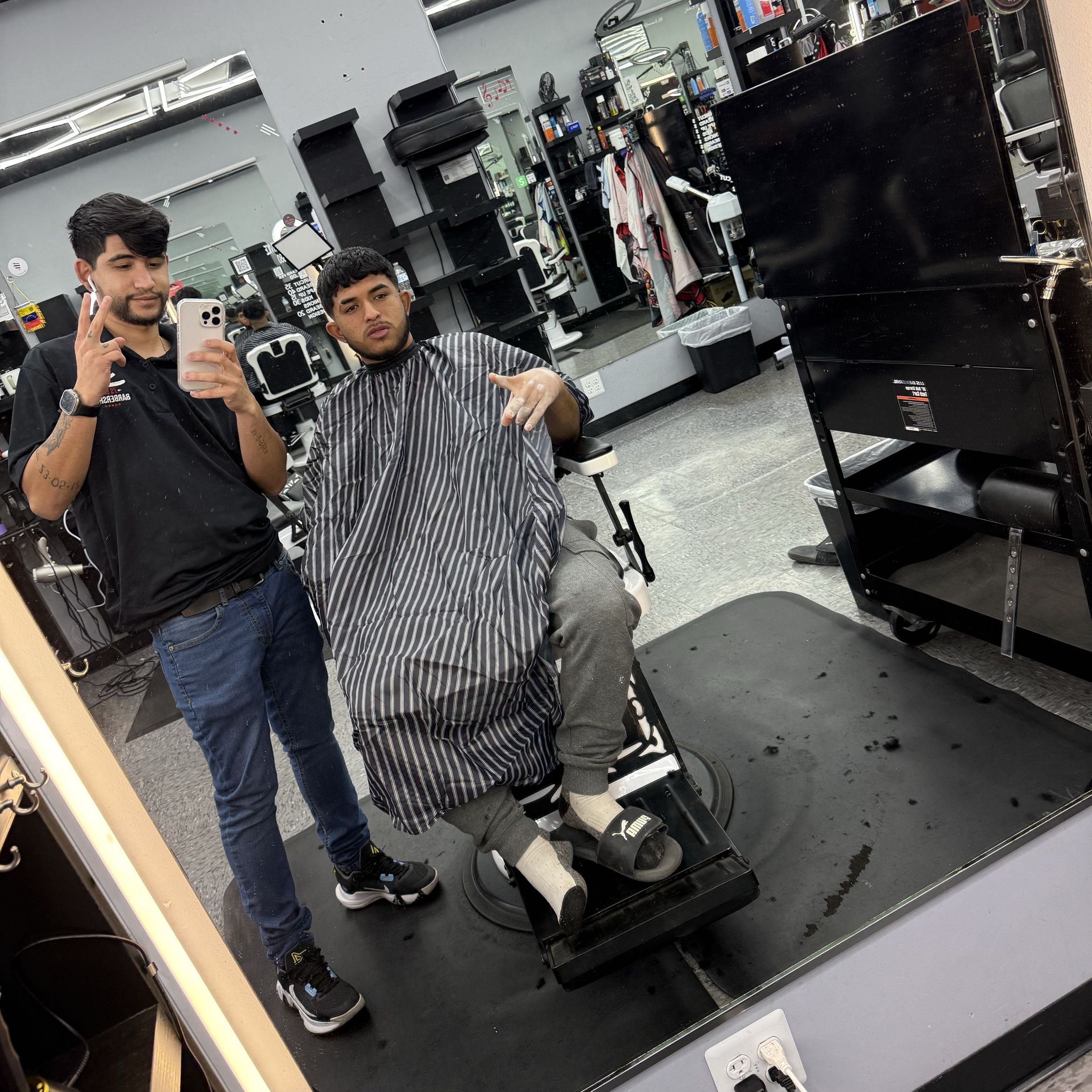 Luis Latin Barber, 5109 NW 39th Ave Unit D Gainesville,, J.503 barbershop, Gainesville, 32606