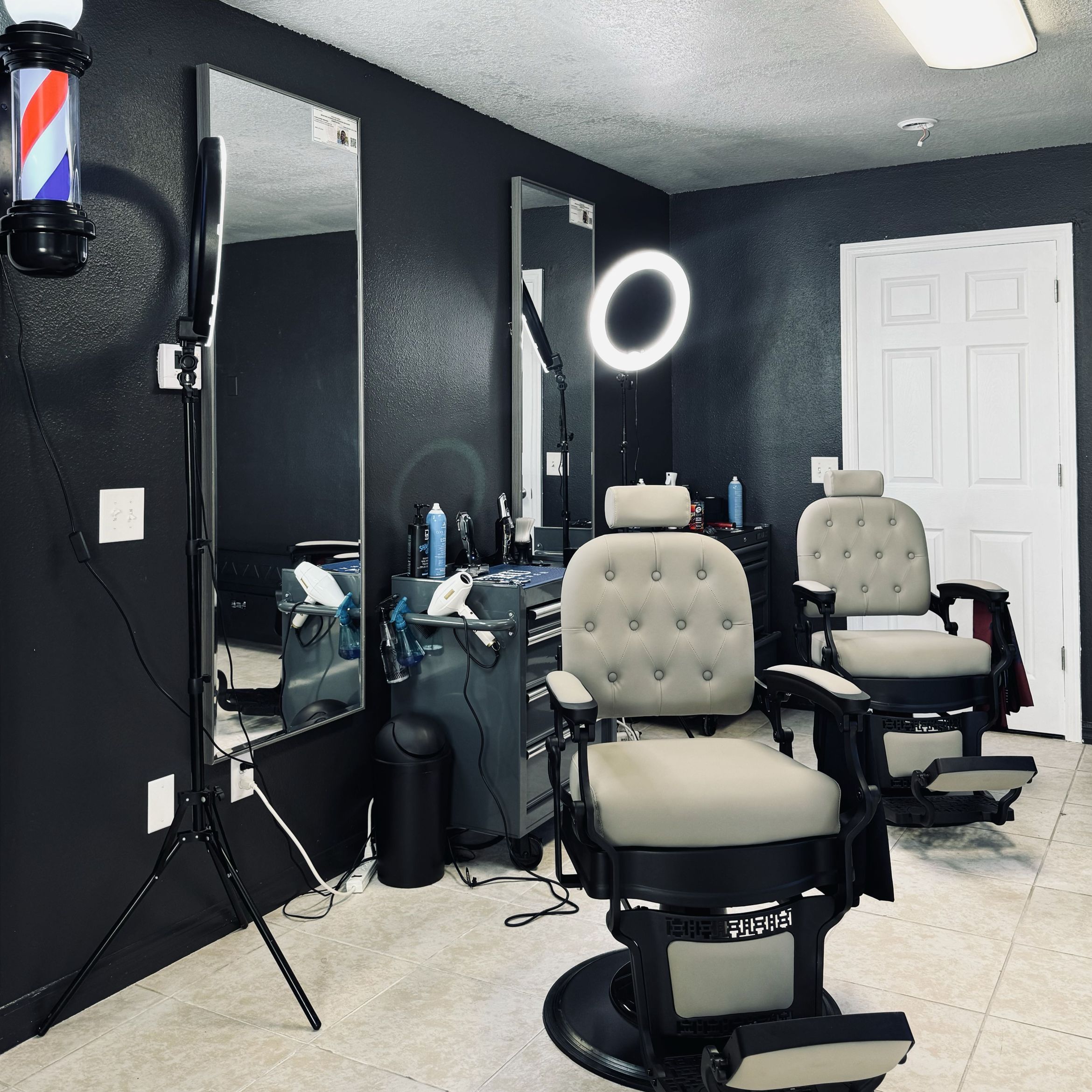 Locker Room Barber Studio, 101 Washington Palm Loop, Davenport, 33897