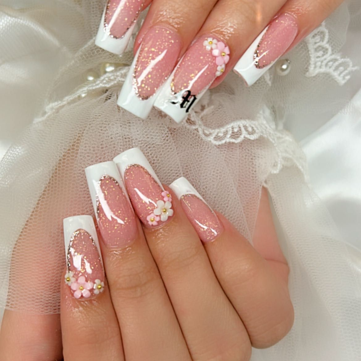 YuniGGnails, 3400 Radio Rd, Suite 101, Naples, 34104