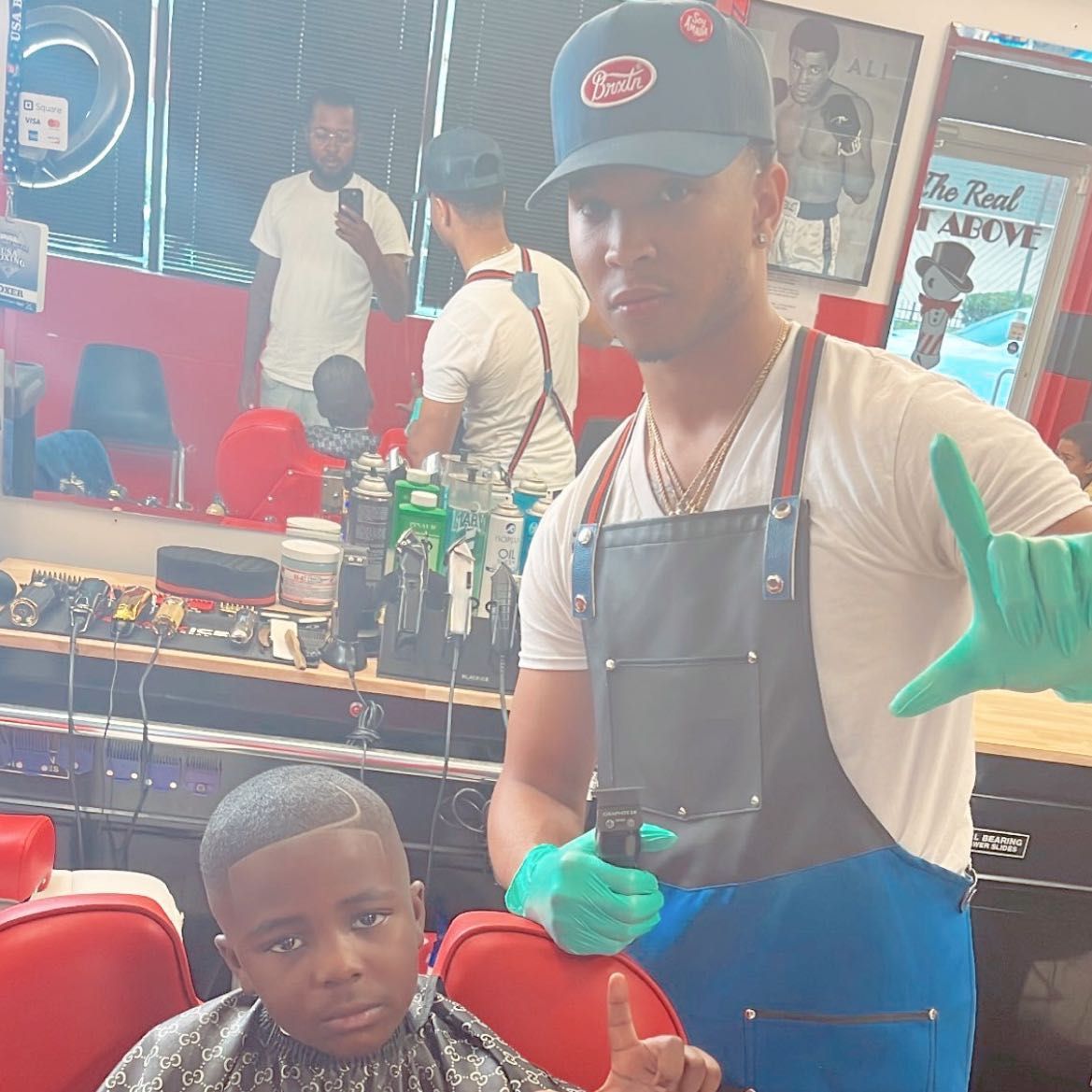 Almighty Hands Barbering & Grooming, 3345 Fondren Rd, 3rd Door (3345), Houston, 77063