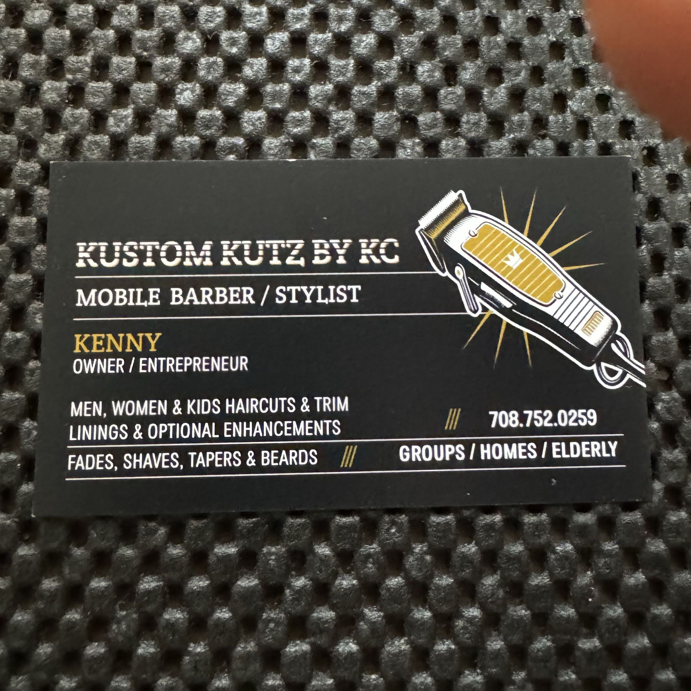 Kustom Kutz By Kc, 4017B W 167th St, B, Country Club Hills, 60478