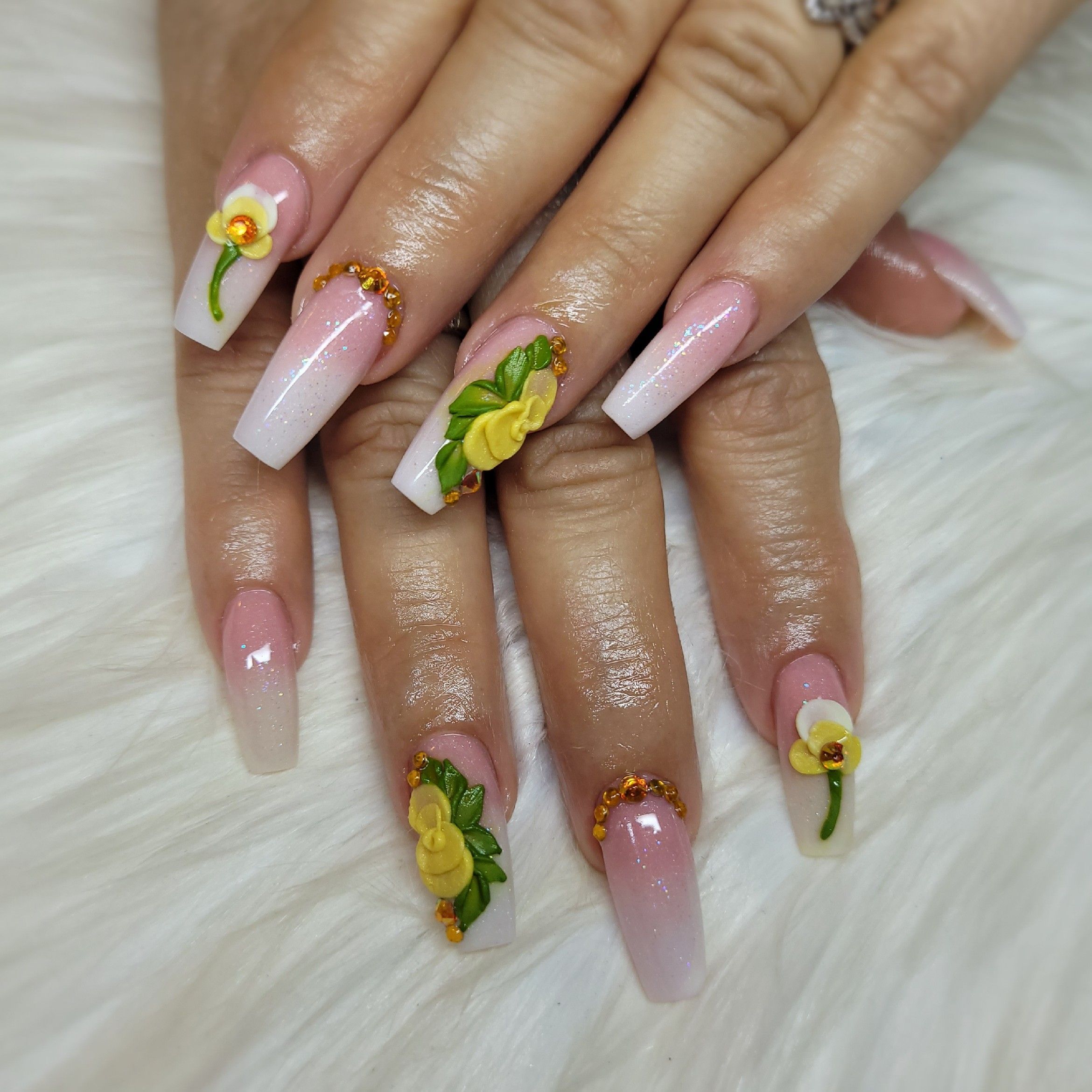 Shaddai's Nails, 3120 Sundial Rd, Dover, 17315