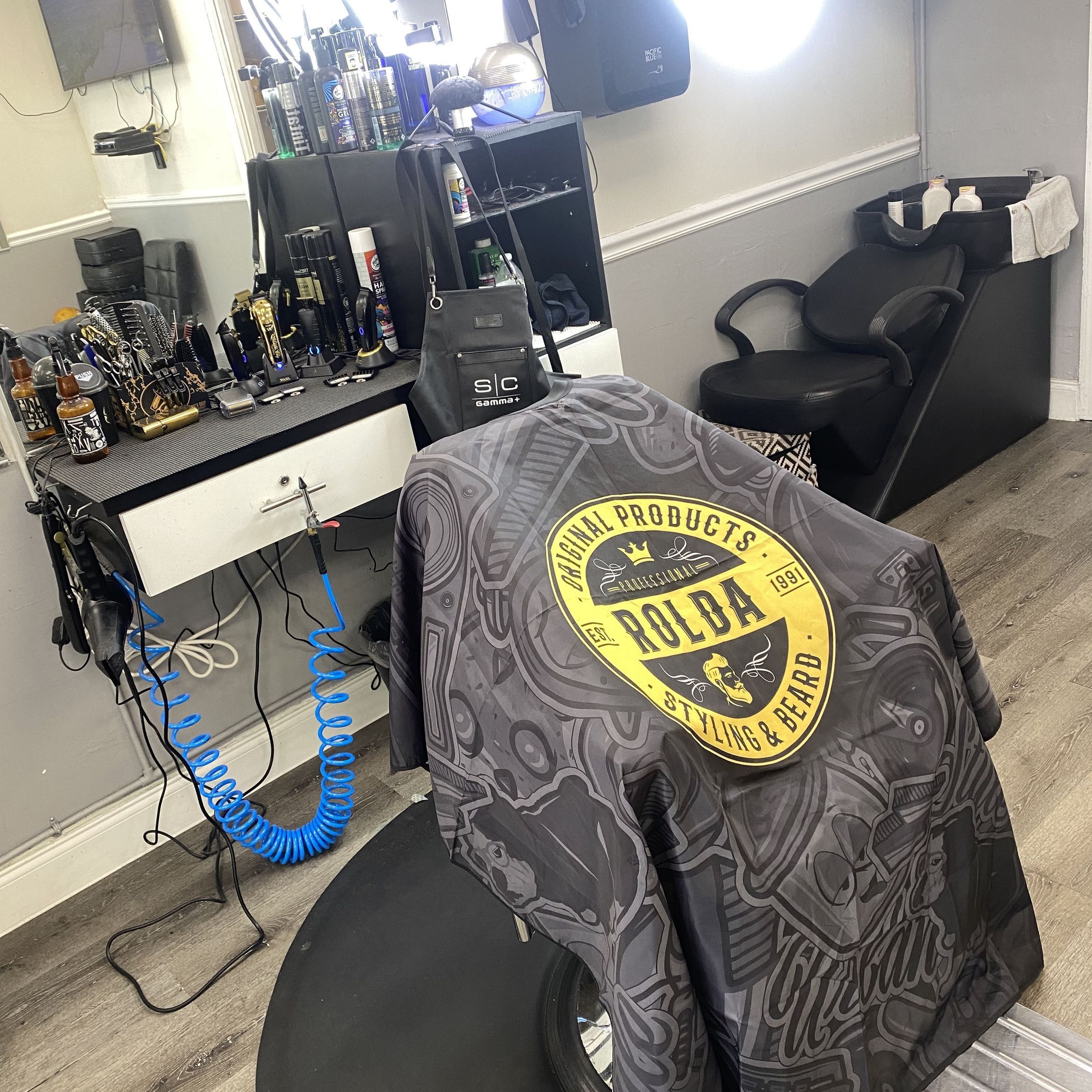 Stars Barber Shop, 13341 SW 42nd St, Miami, 33175