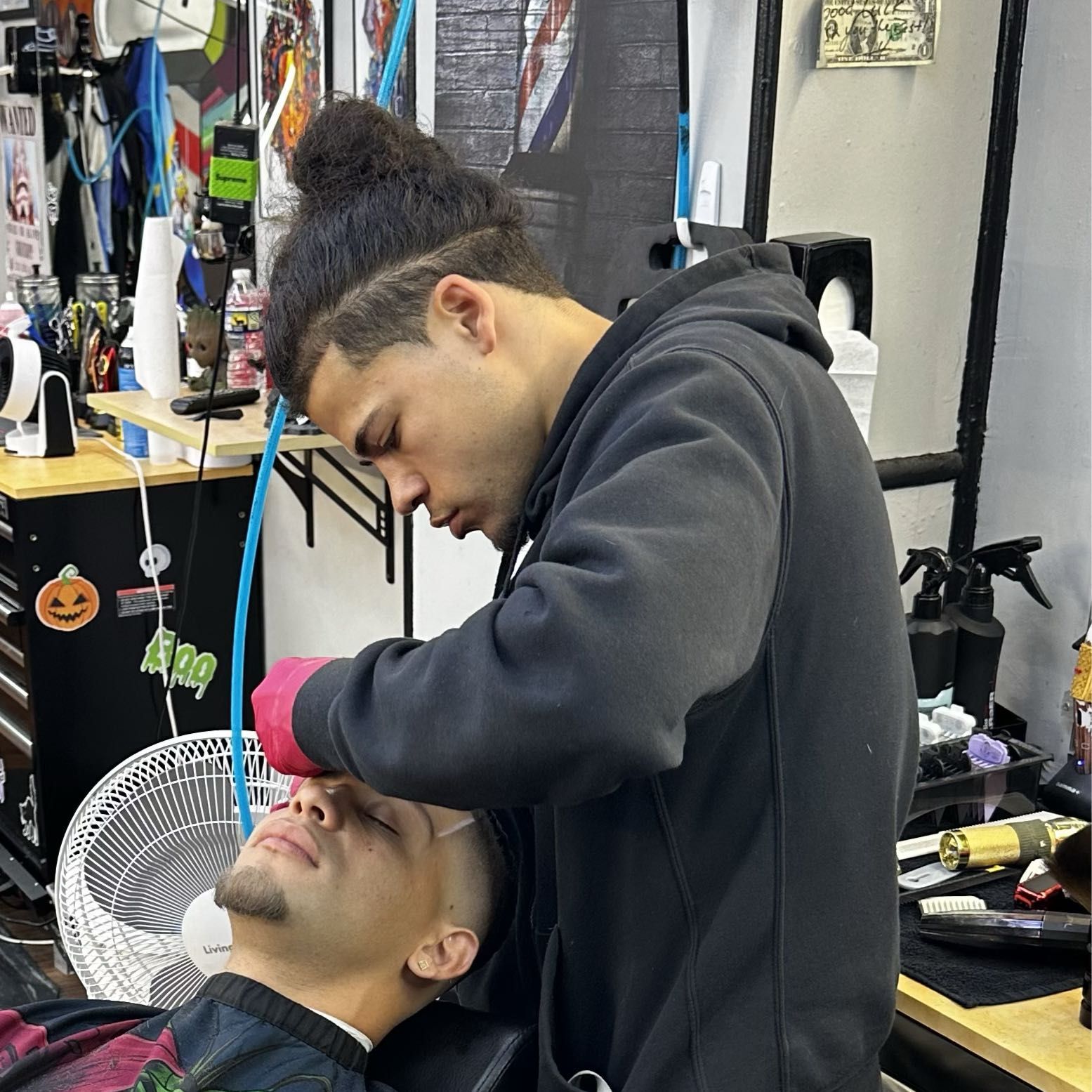 Chinothebarber, 466 Northampton St, Easton, 18042