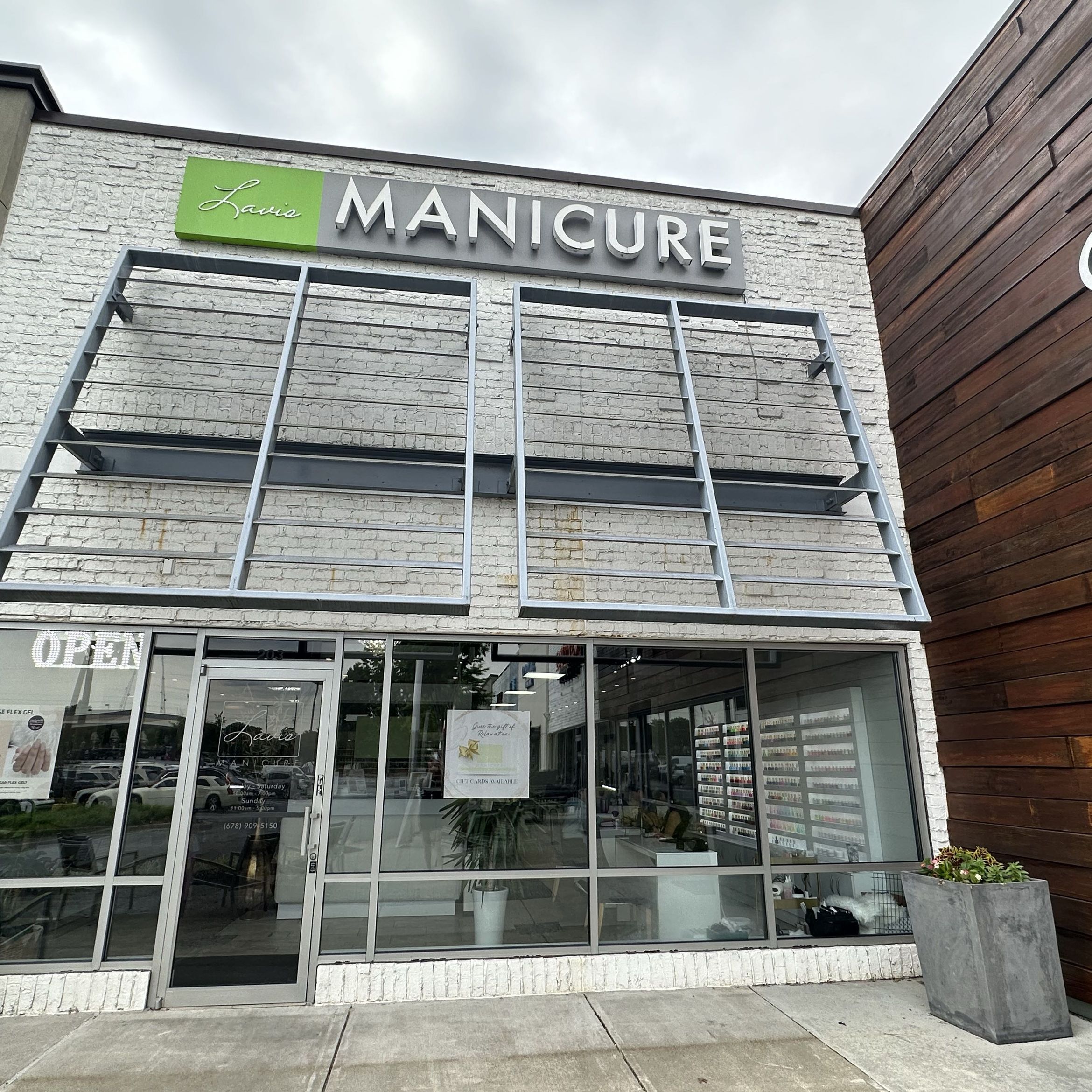 Lavis Manicure, 2960 Shallowford Rd, ste 203, Marietta, 30066