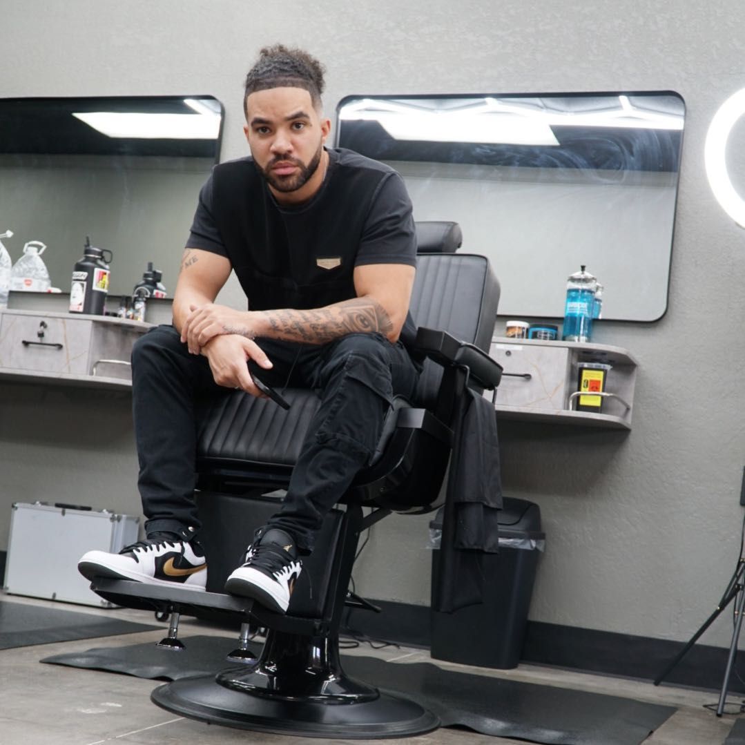 Levy The Barber, 12417 Fair Oaks Blvd #350, Fair Oaks, 95628