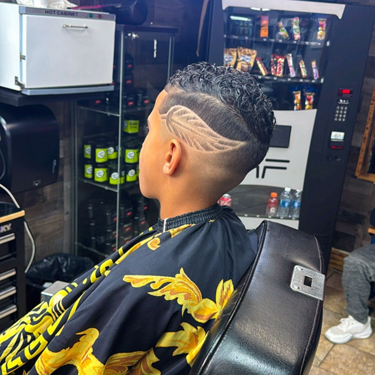 Flaco barber, 4002 W Waters Ave, 4002 w water ave, Tampa, 33614