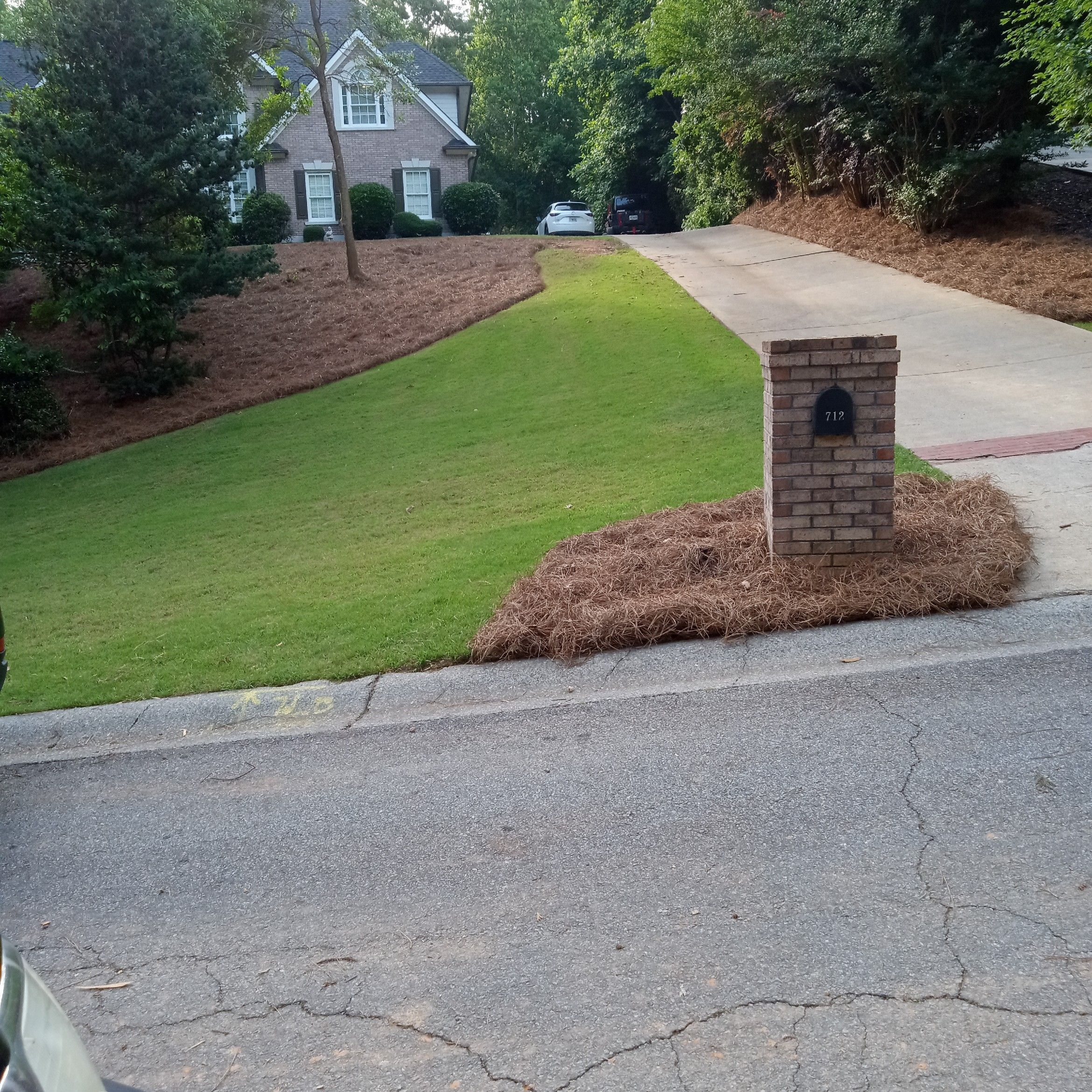 Better Works Landscaping Services, E Greenville St, Anderson, 29621