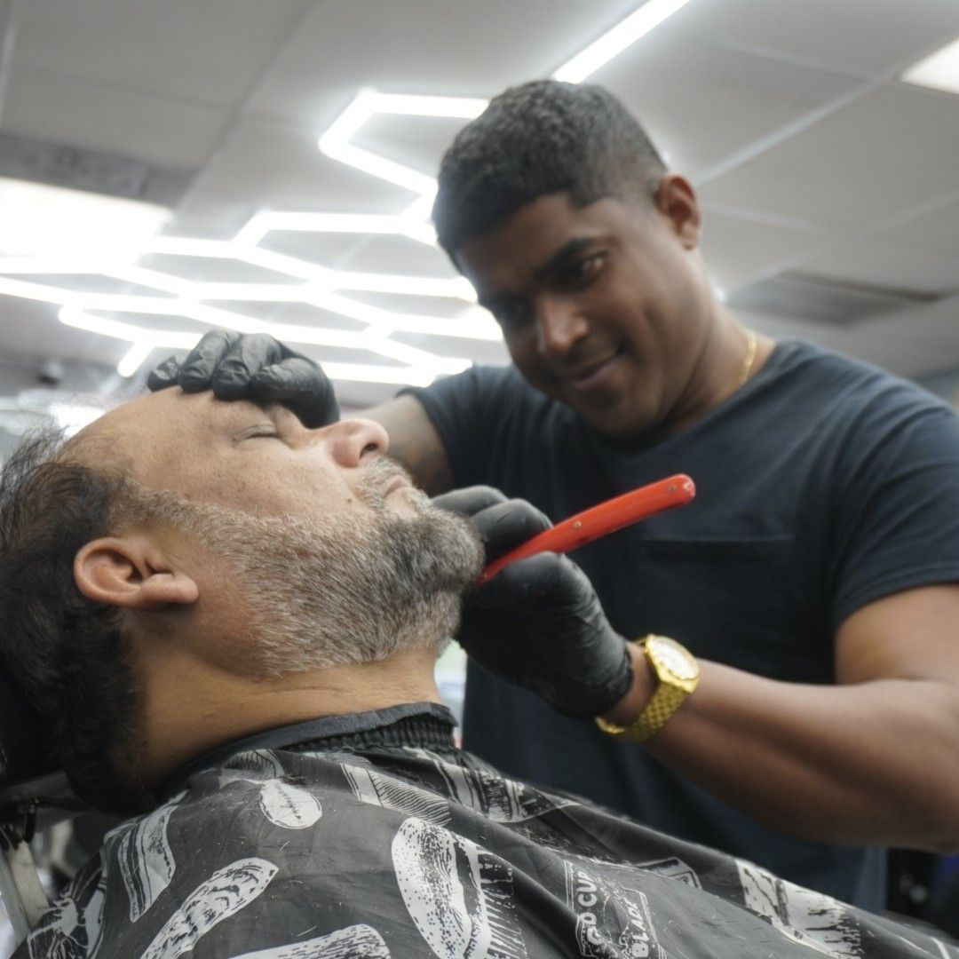 El Moro Barber, 3613 S Military Trl, H, Lake Worth Beach, 33463