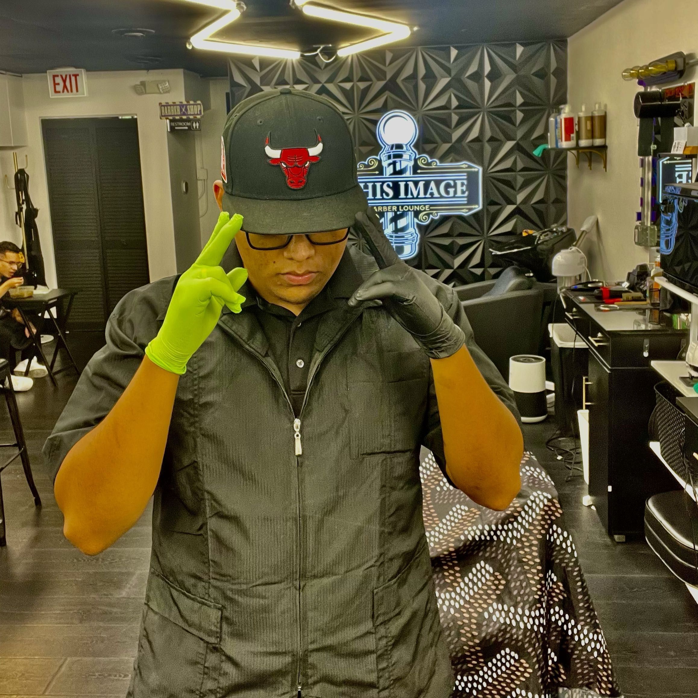 Rafer @ In His Image Barber Lounge, 5240 W Belmont Ave, Chicago, 60641