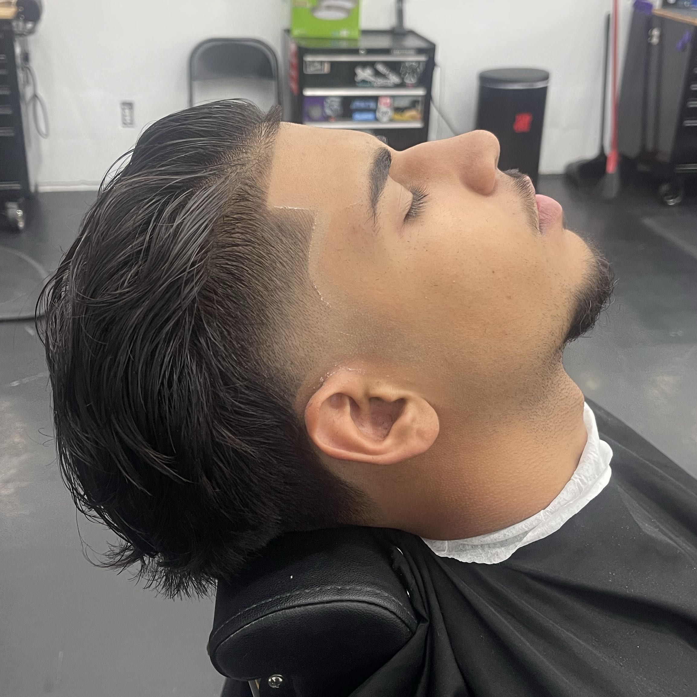 Sleazecuts, 541 W Grant Line Rd, Tracy, 95376