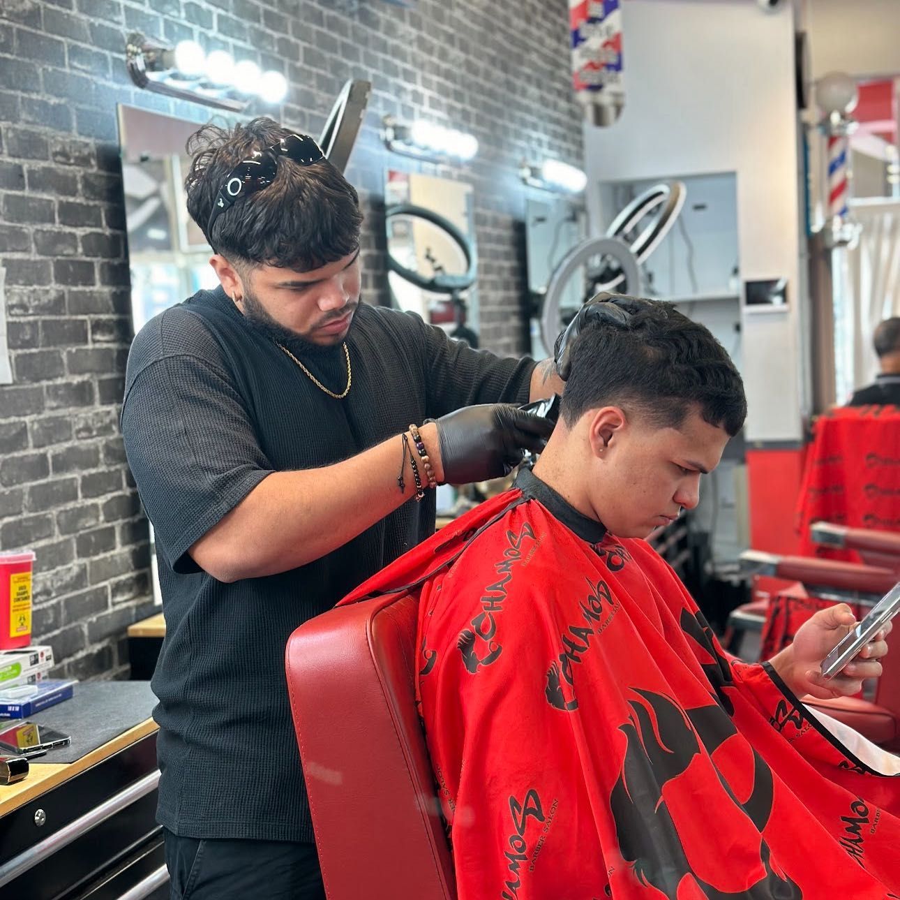 CruzBarber, 1497 E Osceola Pkwy, Kissimmee, 34744