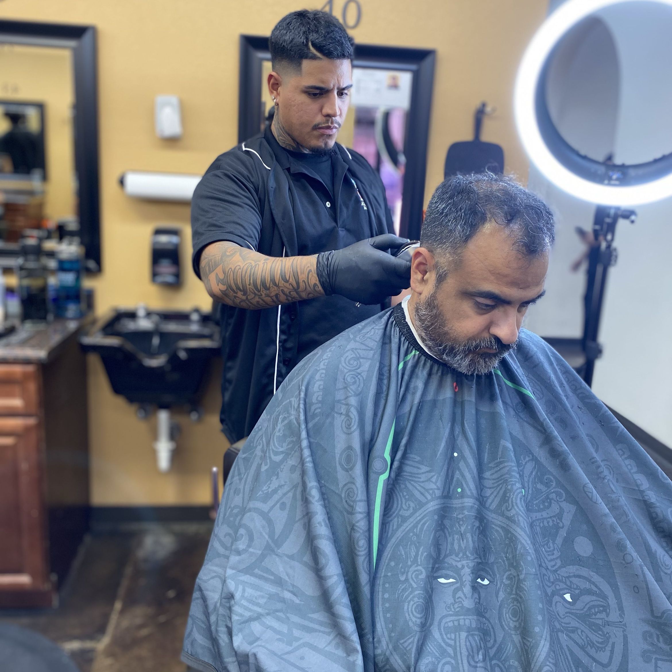 Cuts by Adrian, 8910 Bandera Rd, San Antonio, 78250